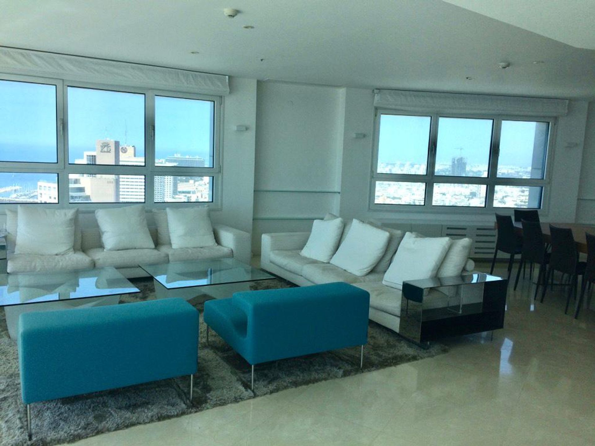 Condominium in Tel Aviv-Yafo, Tel Aviv 11814893