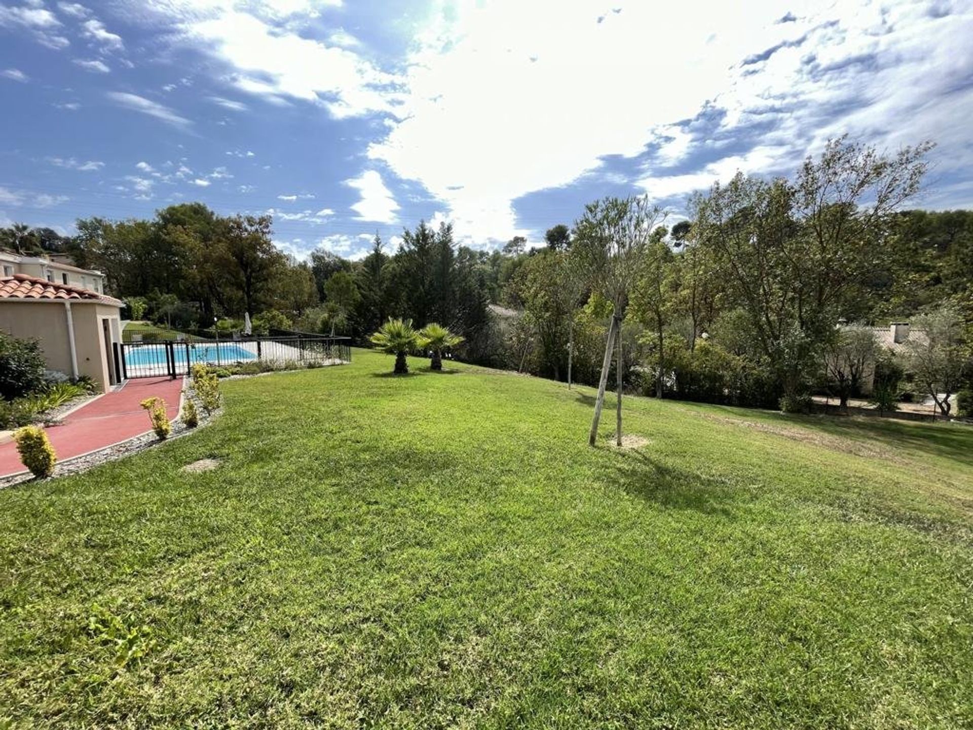 casa en La Roquette-sur-Siagne, Provence-Alpes-Côte d'Azur 11814942