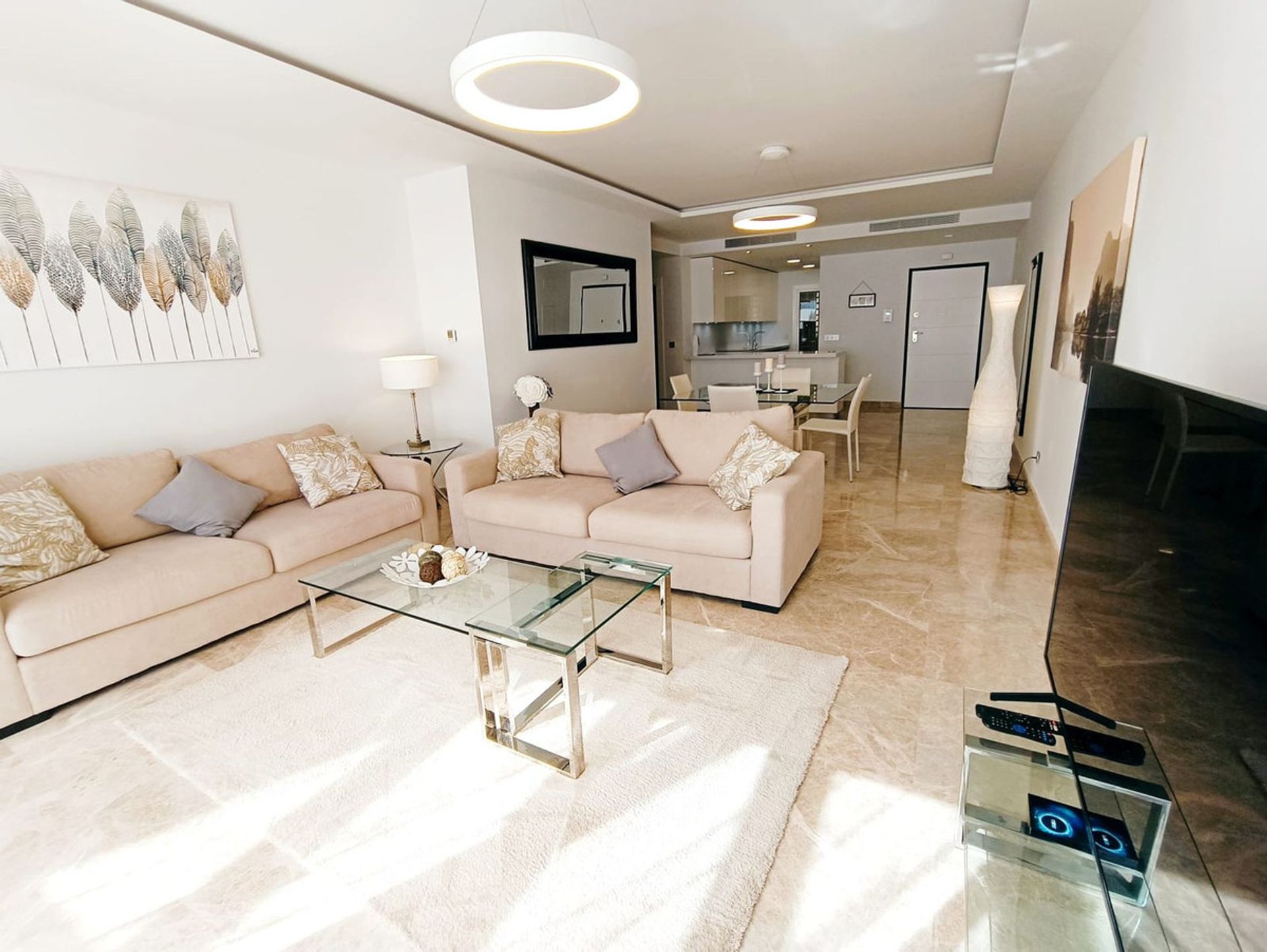 Condominium in Marbella, Andalucía 11817645