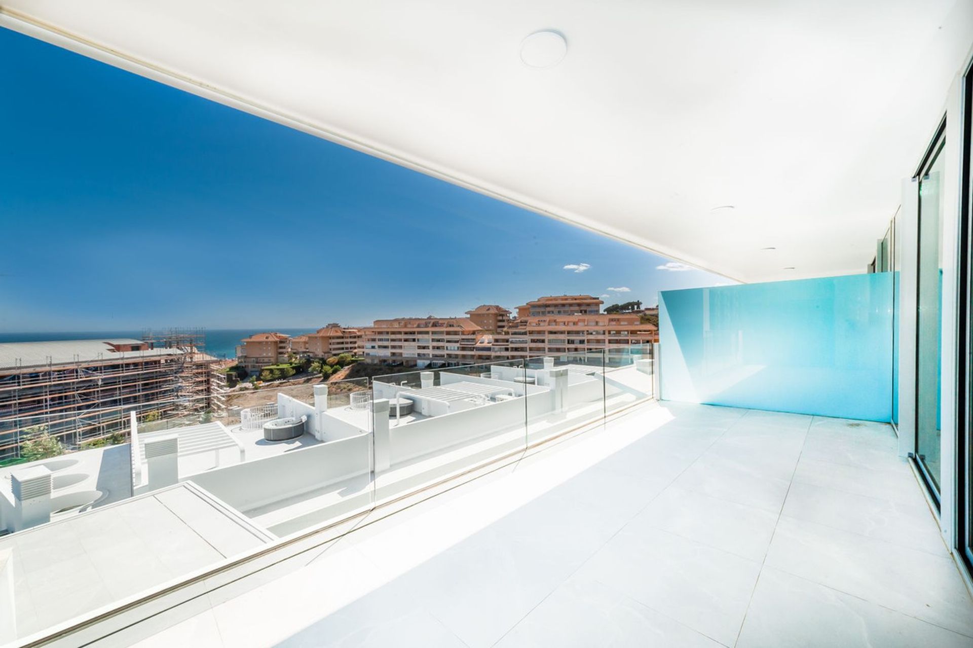 Condominio nel Santa Fe de los Boliches, Andalusia 11817680