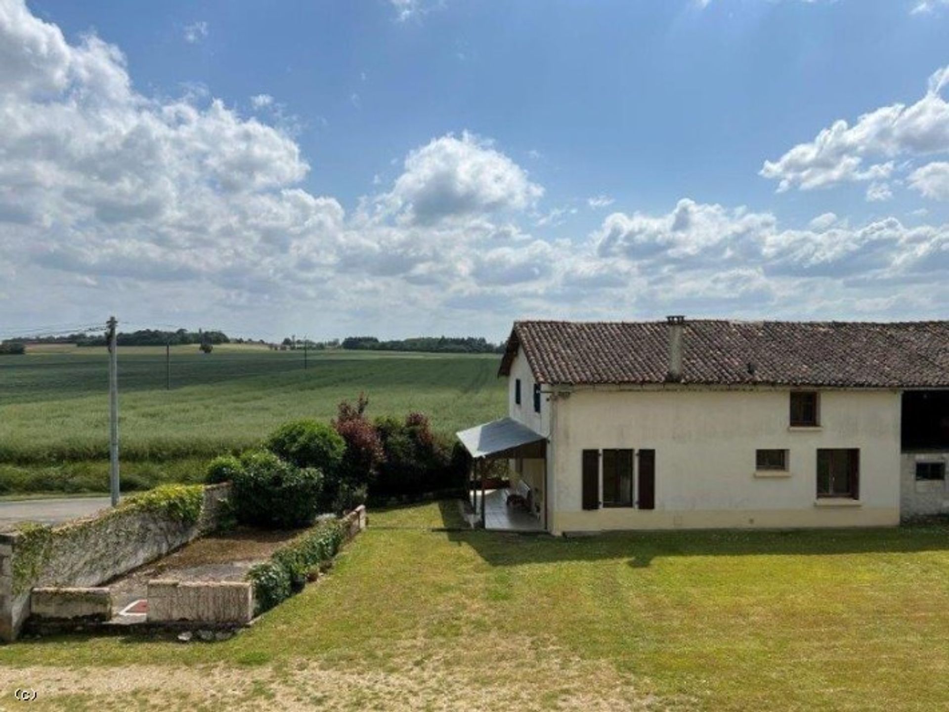 Hus i Chef-Boutonne, Nouvelle-Aquitaine 11817937