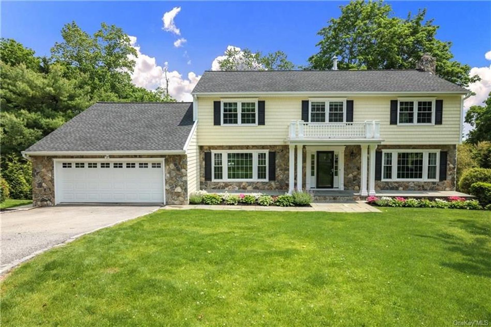 House in Scarsdale, New York 11820515