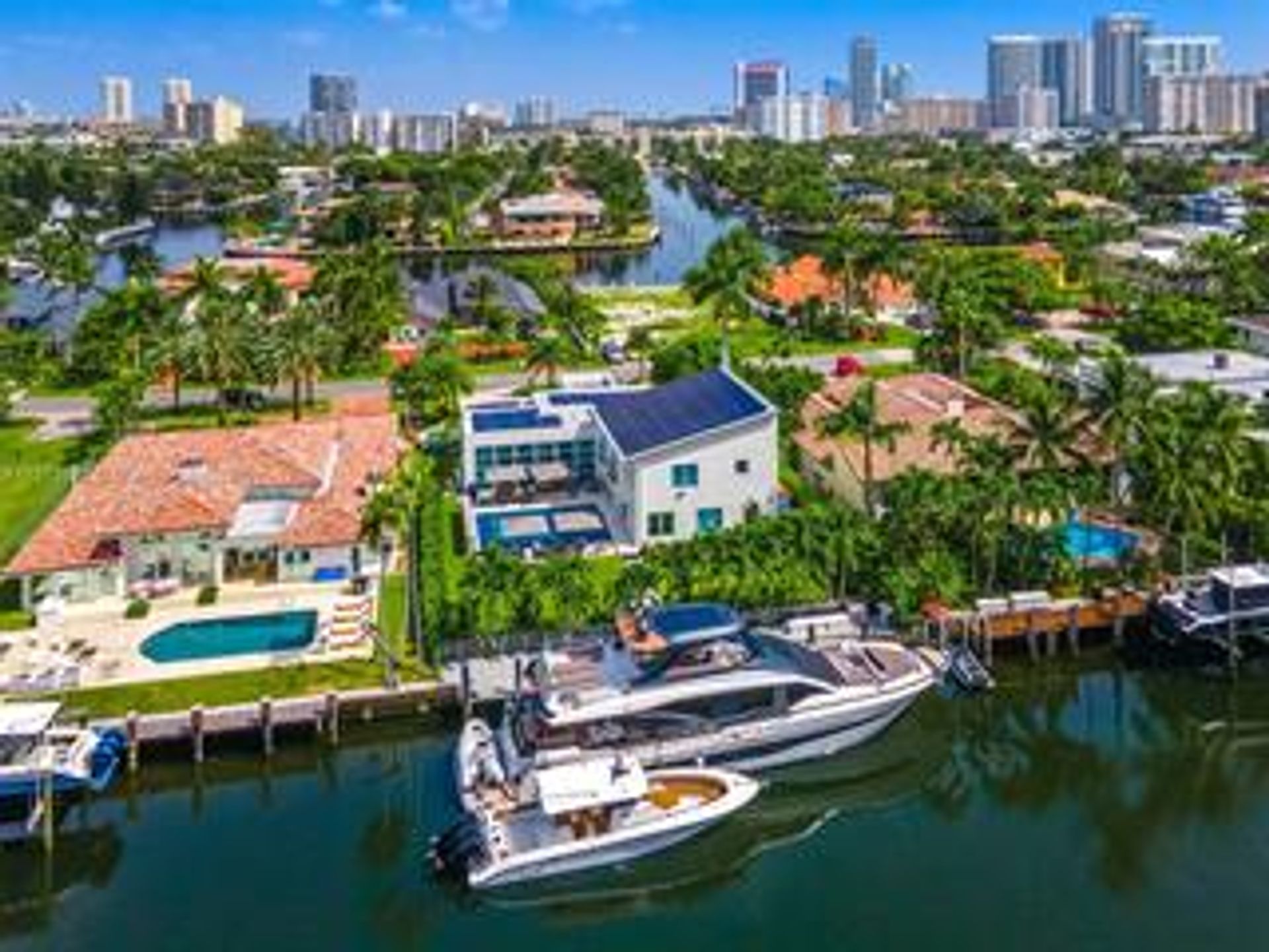 Συγκυριαρχία σε Hallandale Beach, Florida 11820547