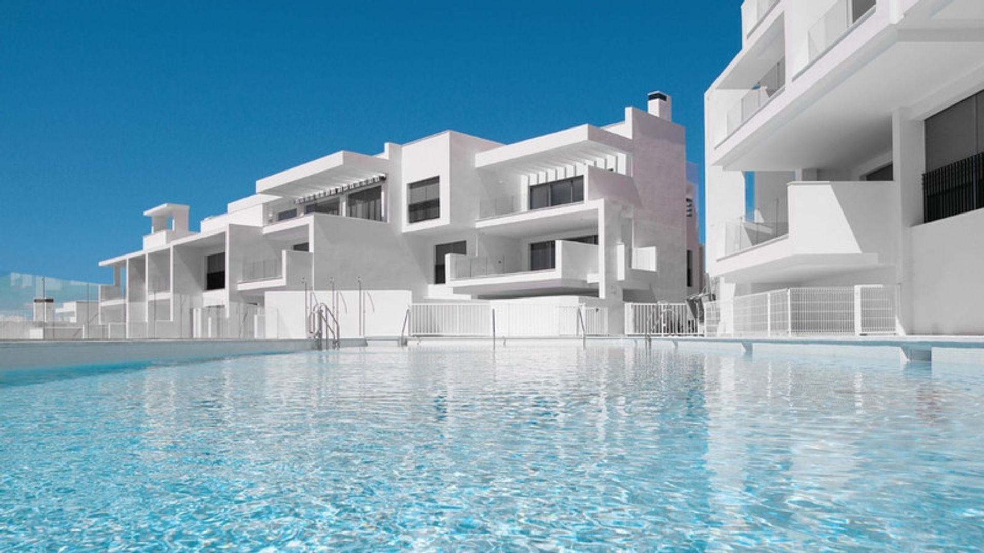 Condominio nel Estepona, Andalusia 11821695