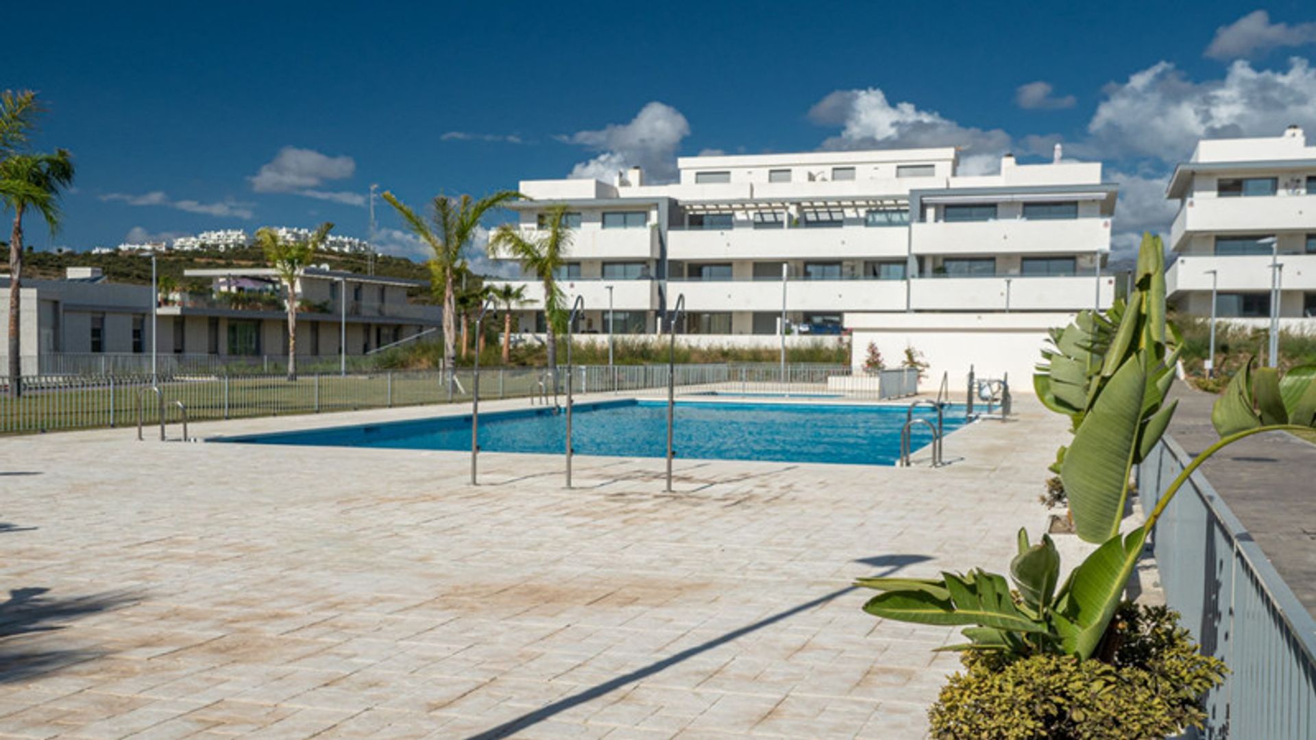 Condominium in Estepona, Andalusia 11821708