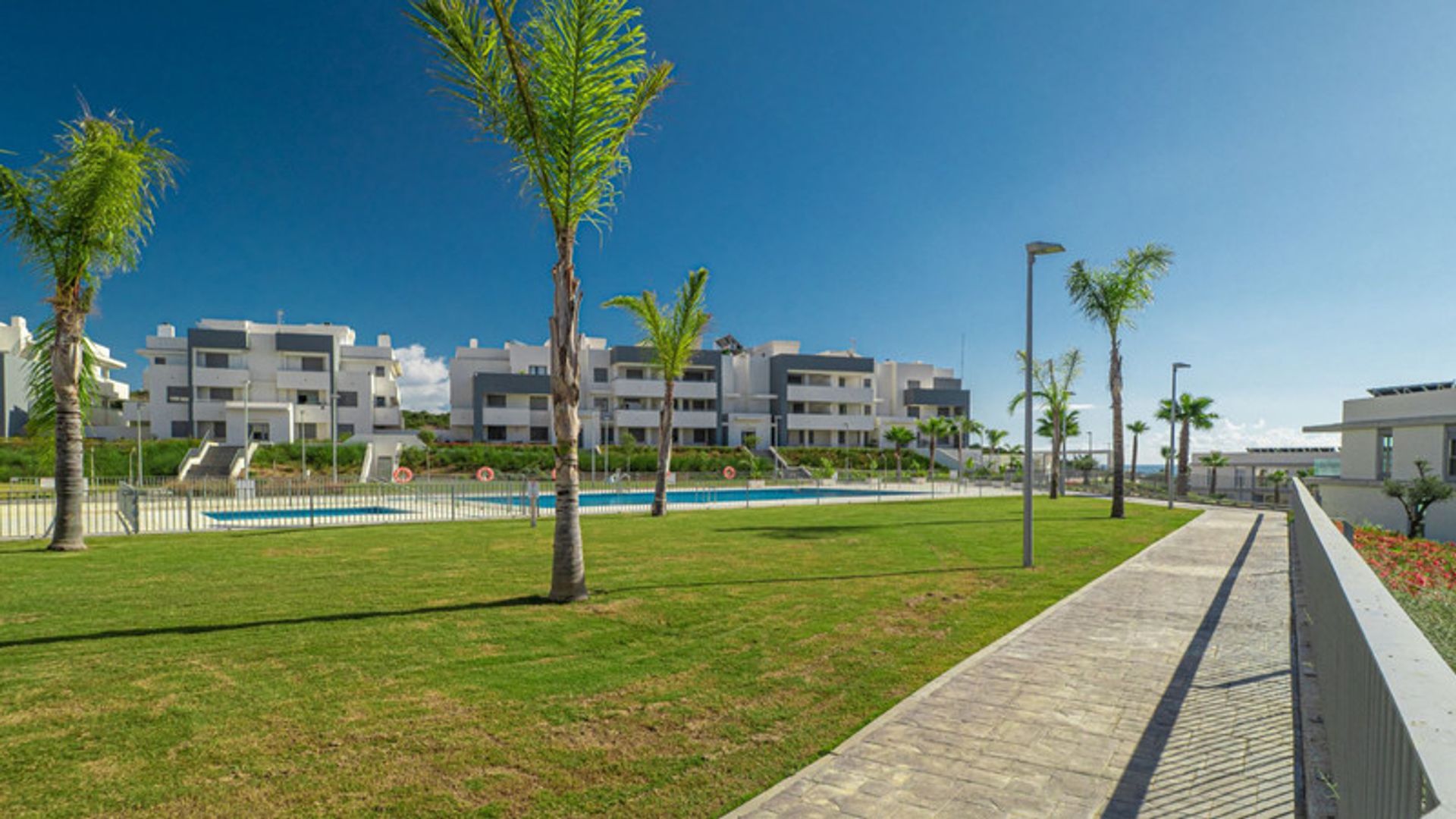 Condominium in Estepona, Andalusia 11821708