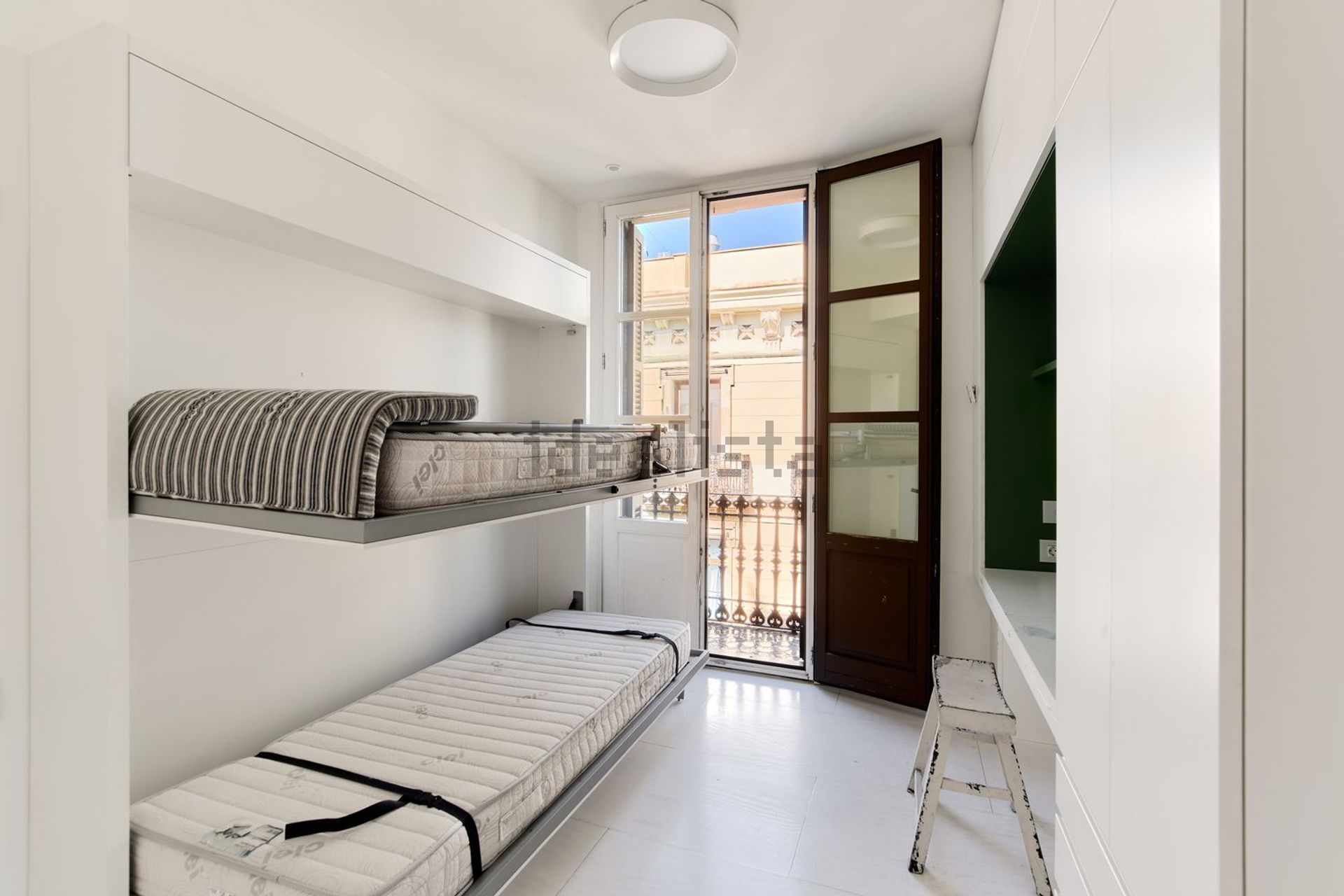 Condominium dans Barcelone, Passatge Mercantil 11821814