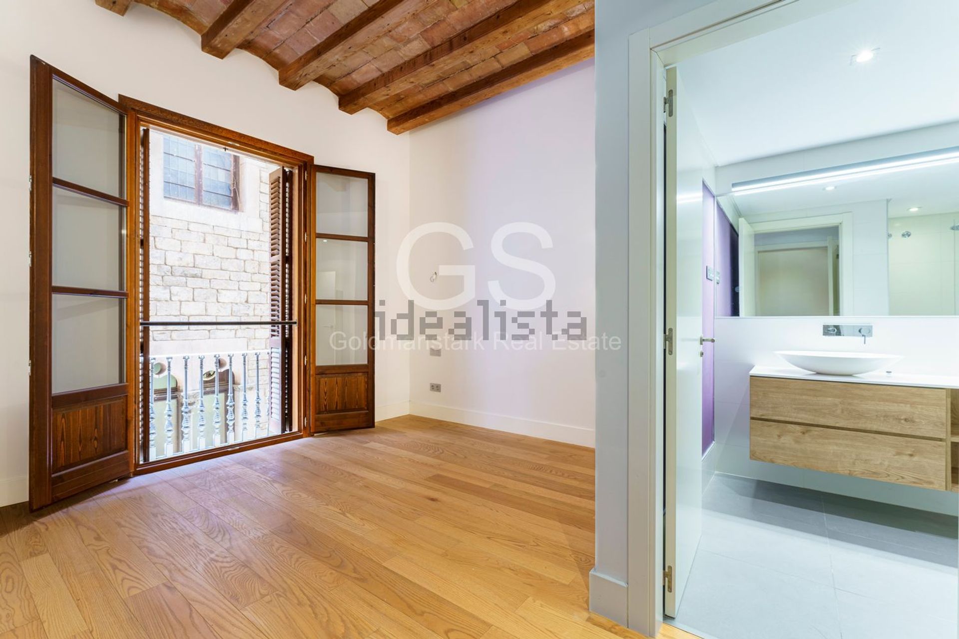 Condominio en Barcelona, Cataluña 11821817