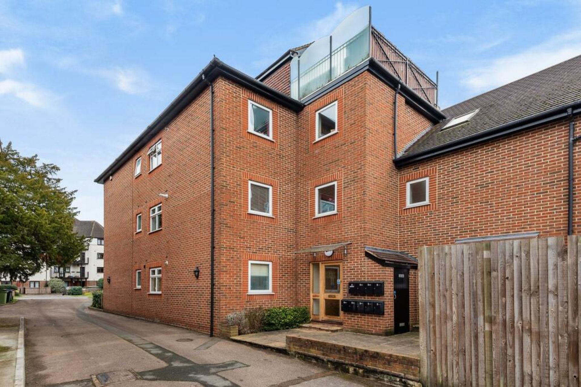 Condominium in , England 11824440