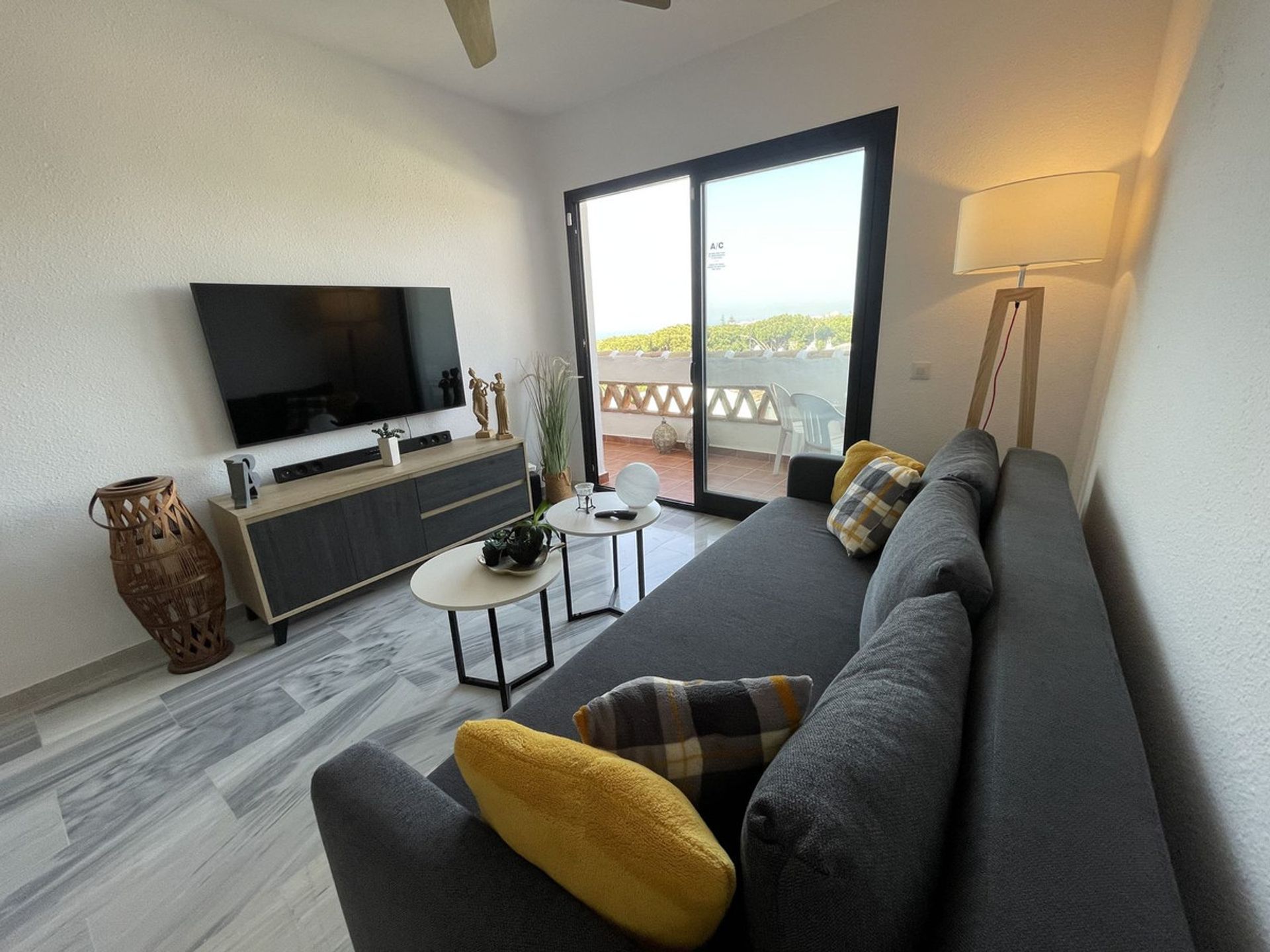 Condominium dans Fuengirola, Andalousie 11825646