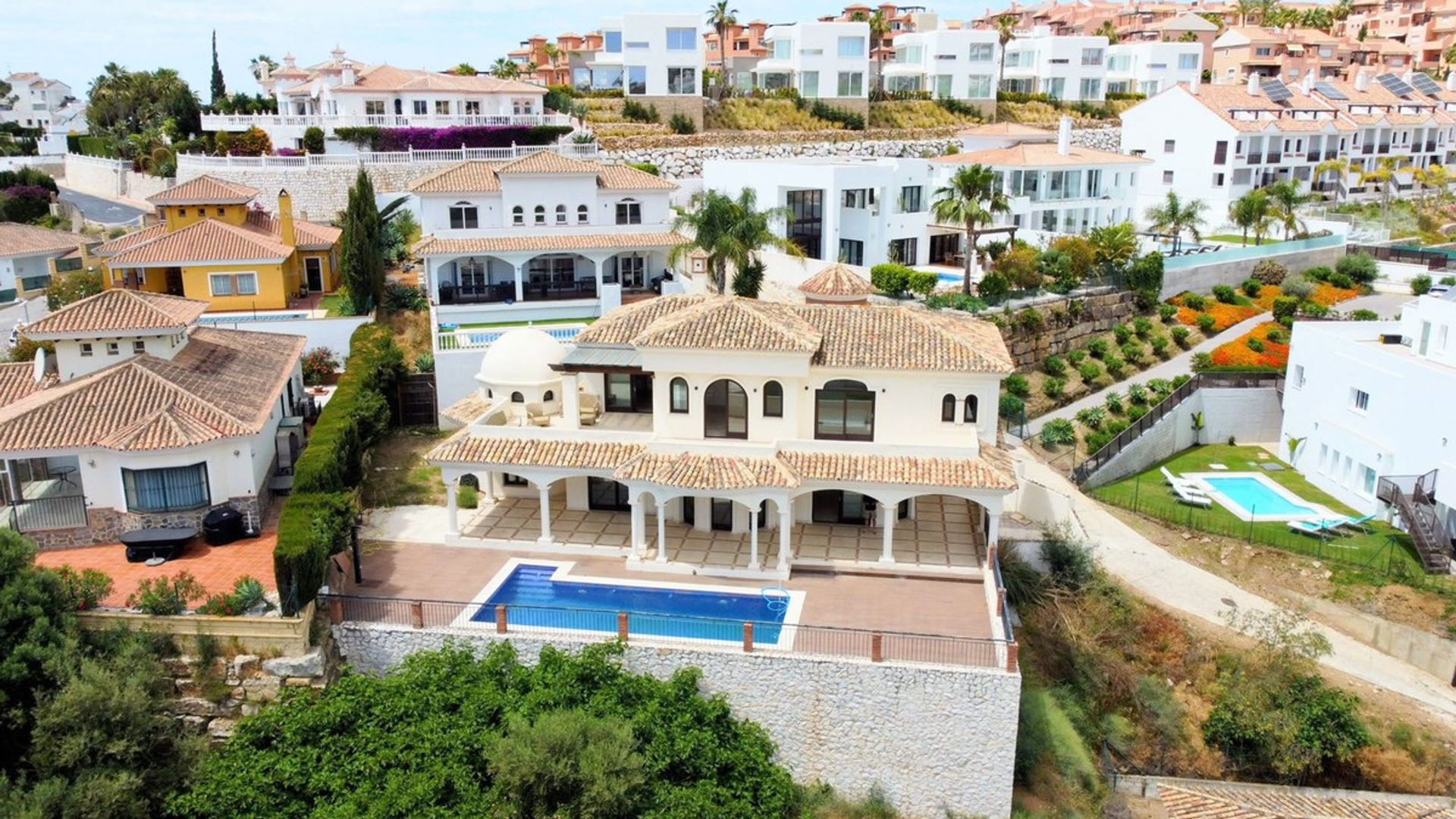 Rumah di Urbanización Riviera Sol, Andalucía 11826041