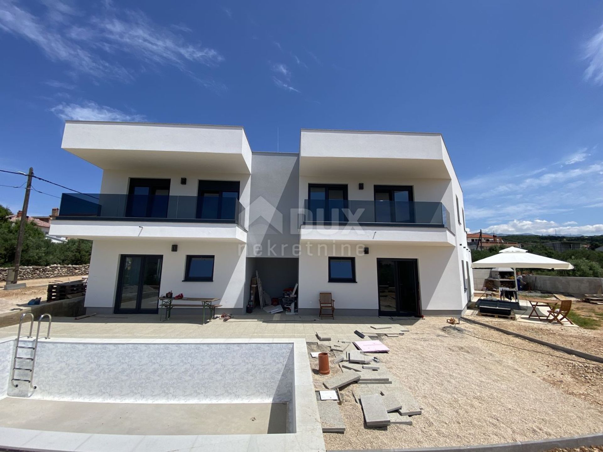 Condominium in Rab, Primorsko-Goranska Zupanija 11828410