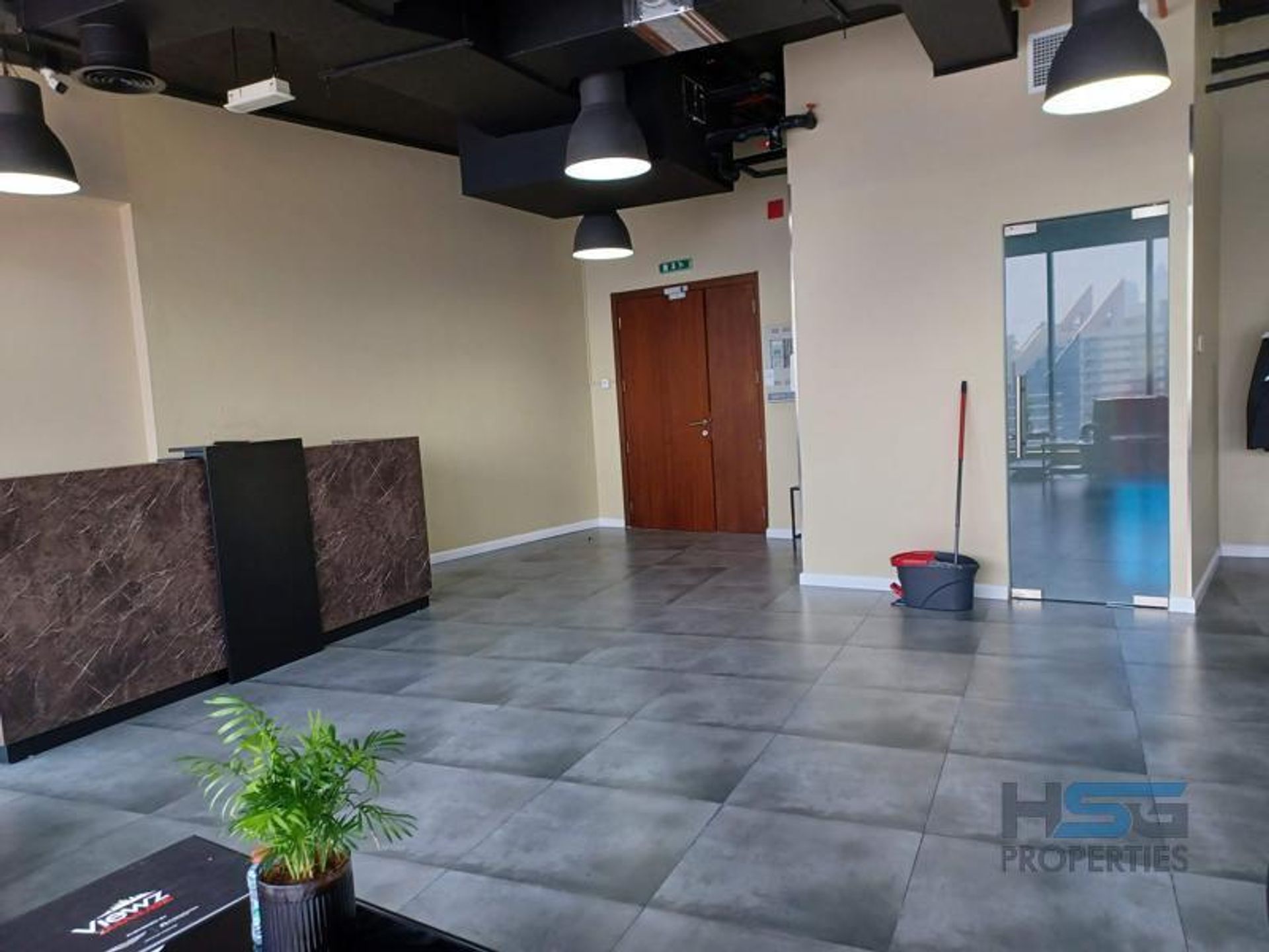 Commercial in Dubai, Dubai 11828623