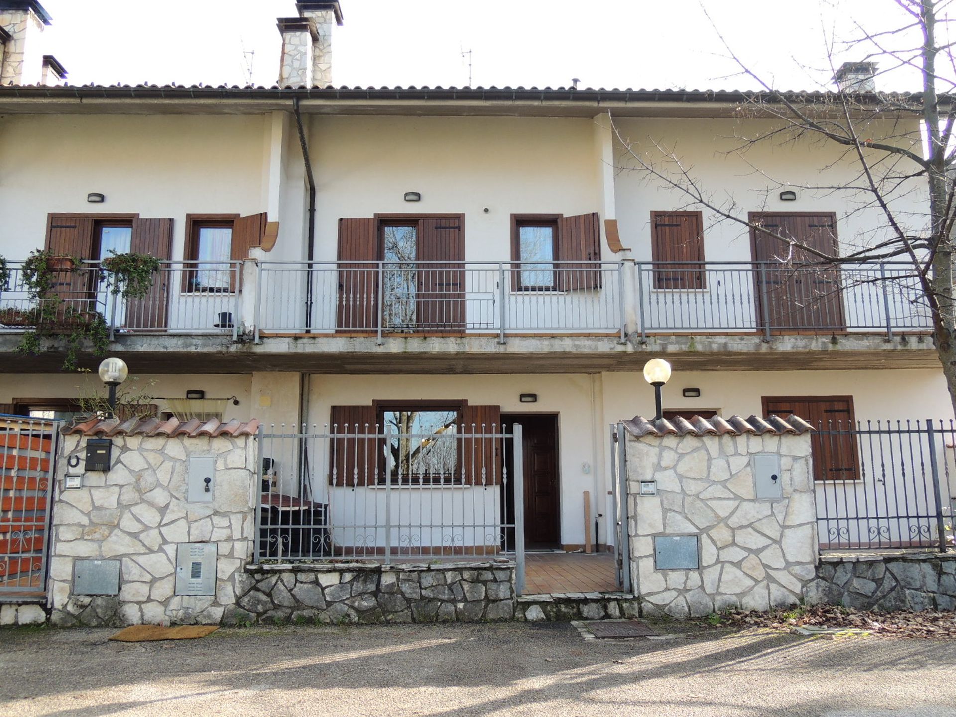 Condominium in Sant'Eufemia a Maiella, Abruzzen 11829085