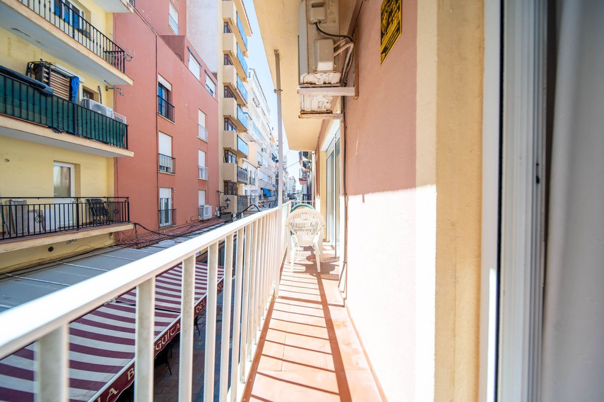 Condominium in Fuengirola, Andalusia 11830417