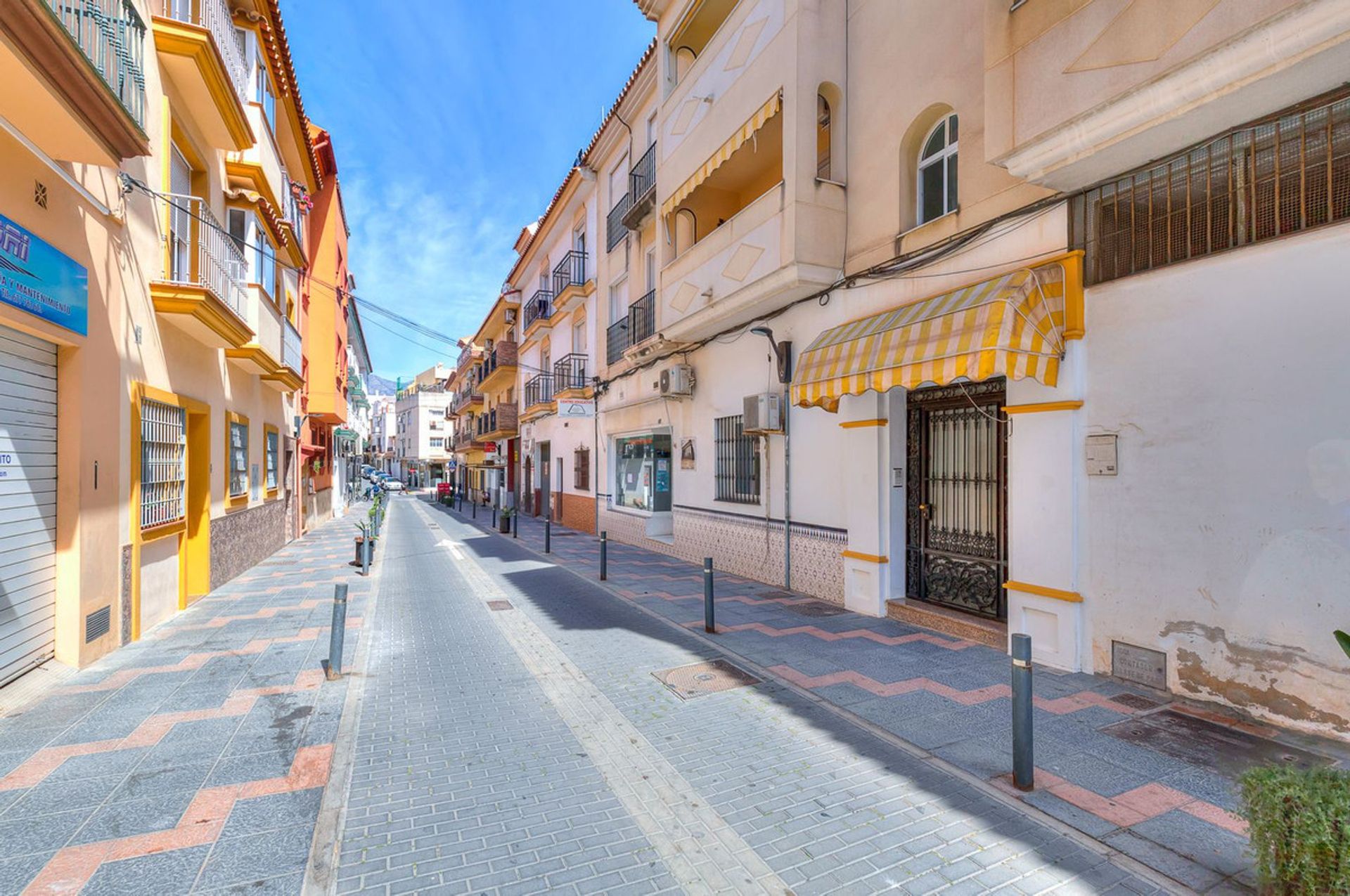 सम्मिलित में Fuengirola, Andalusia 11830607