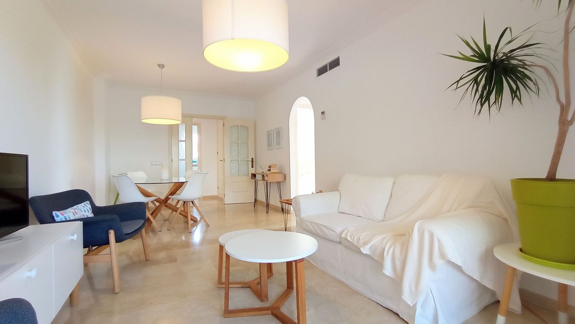 Condominio en Fuengirola, Andalucía 11830650