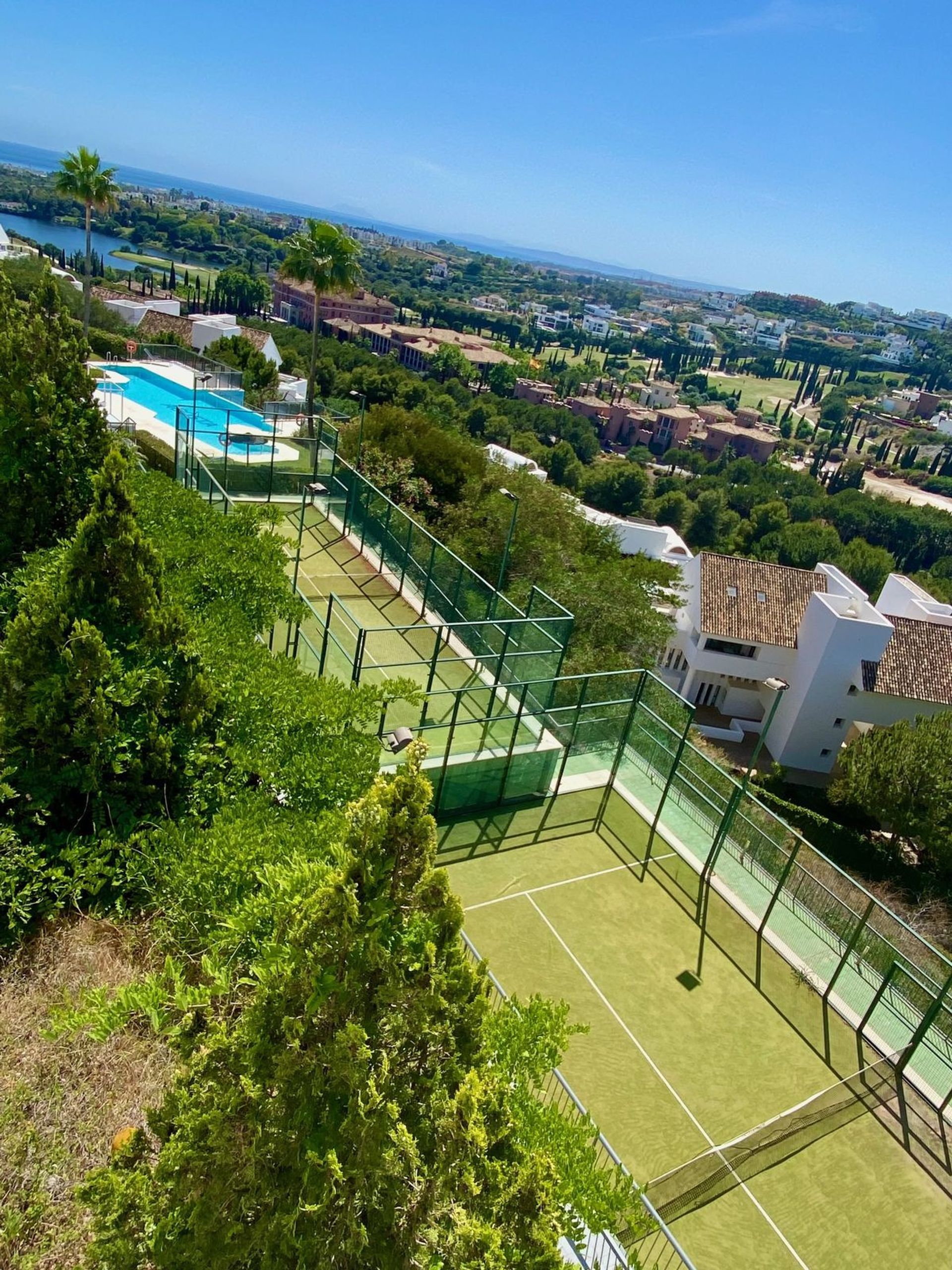 عمارات في Benahavís, Andalusia 11830711