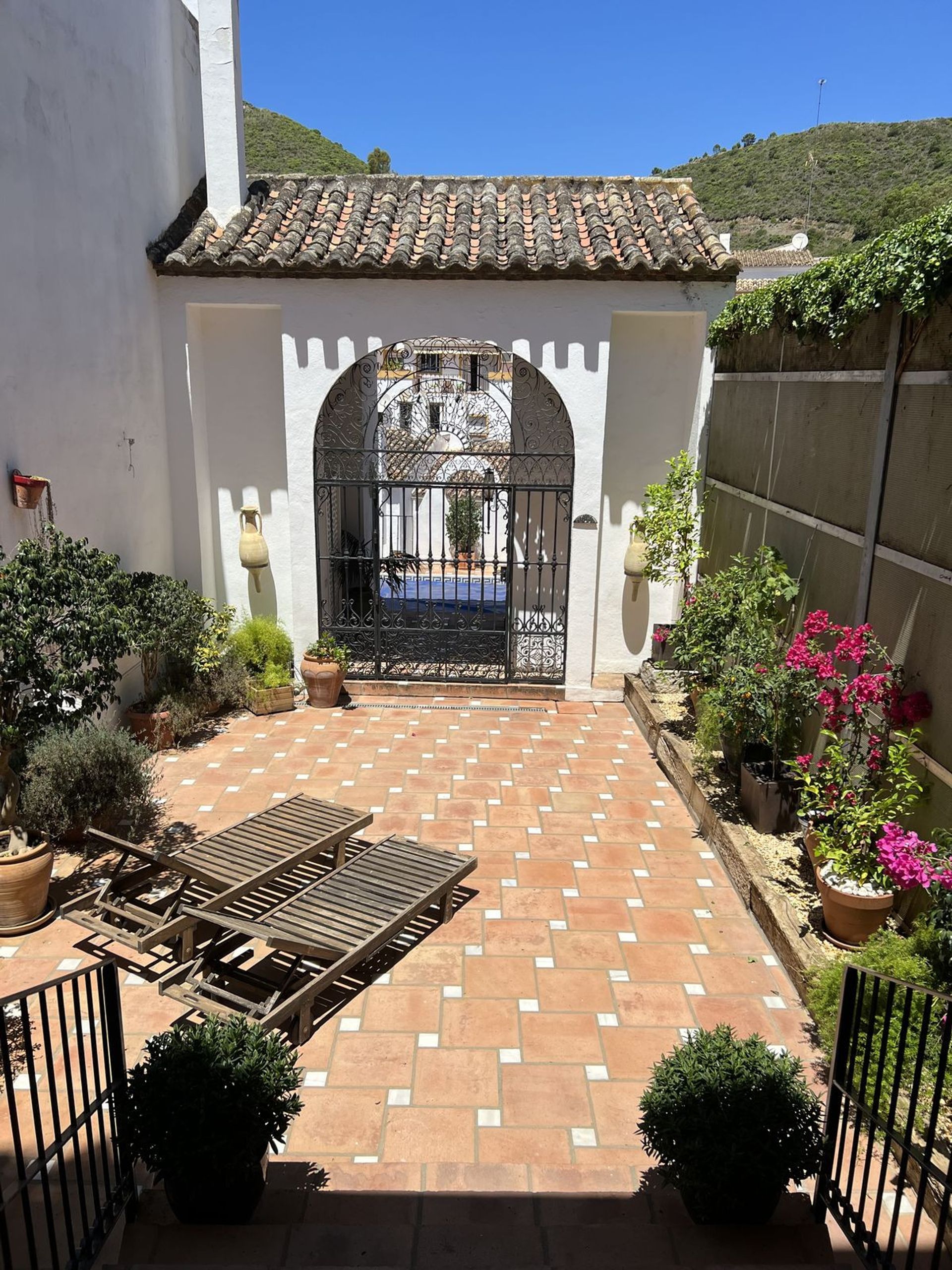 House in Benahavís, Andalusia 11830819