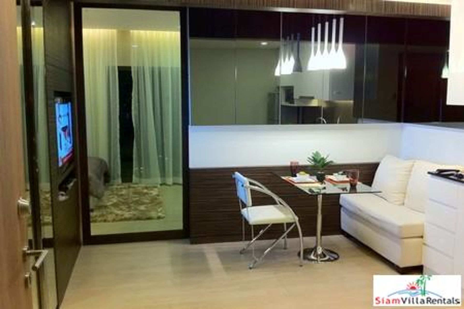 Condominium in Watthana, Krung Thep Maha Nakhon 11831034