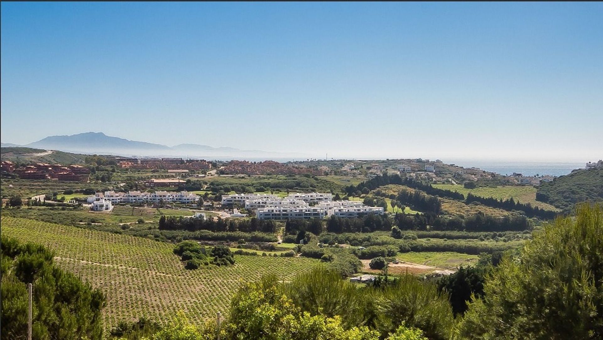 Condominium in Casares, Andalusia 11831464