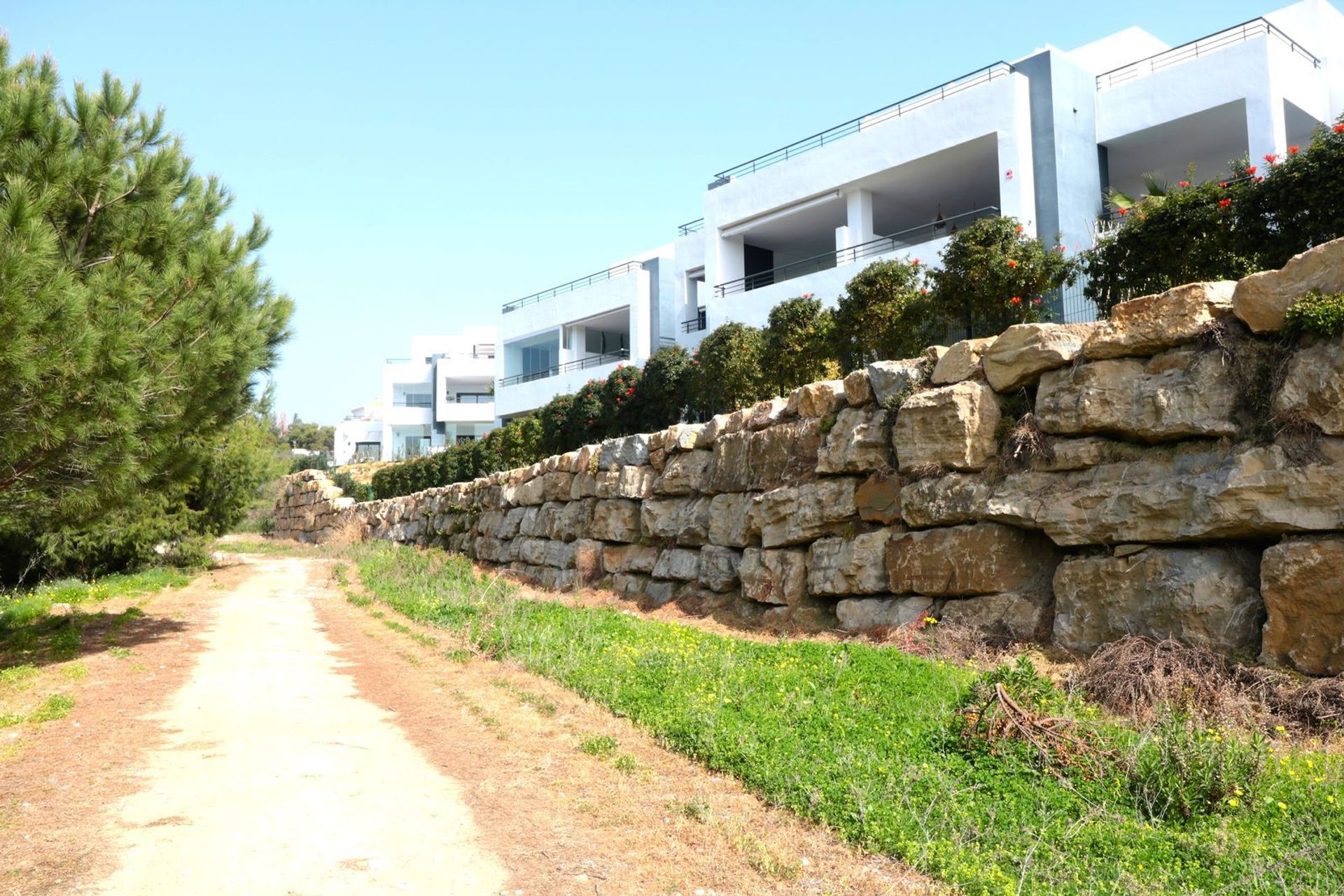 Condominium in Castillo de Sabinillas, Andalusia 11831537