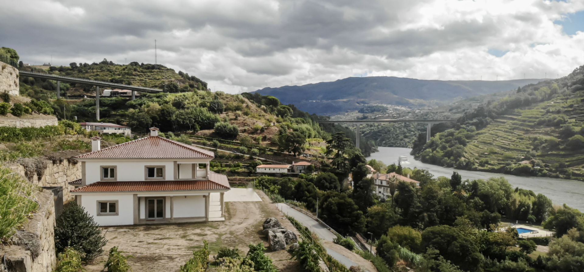 σπίτι σε Loivos da Ribeira, Πόρτο 11832320