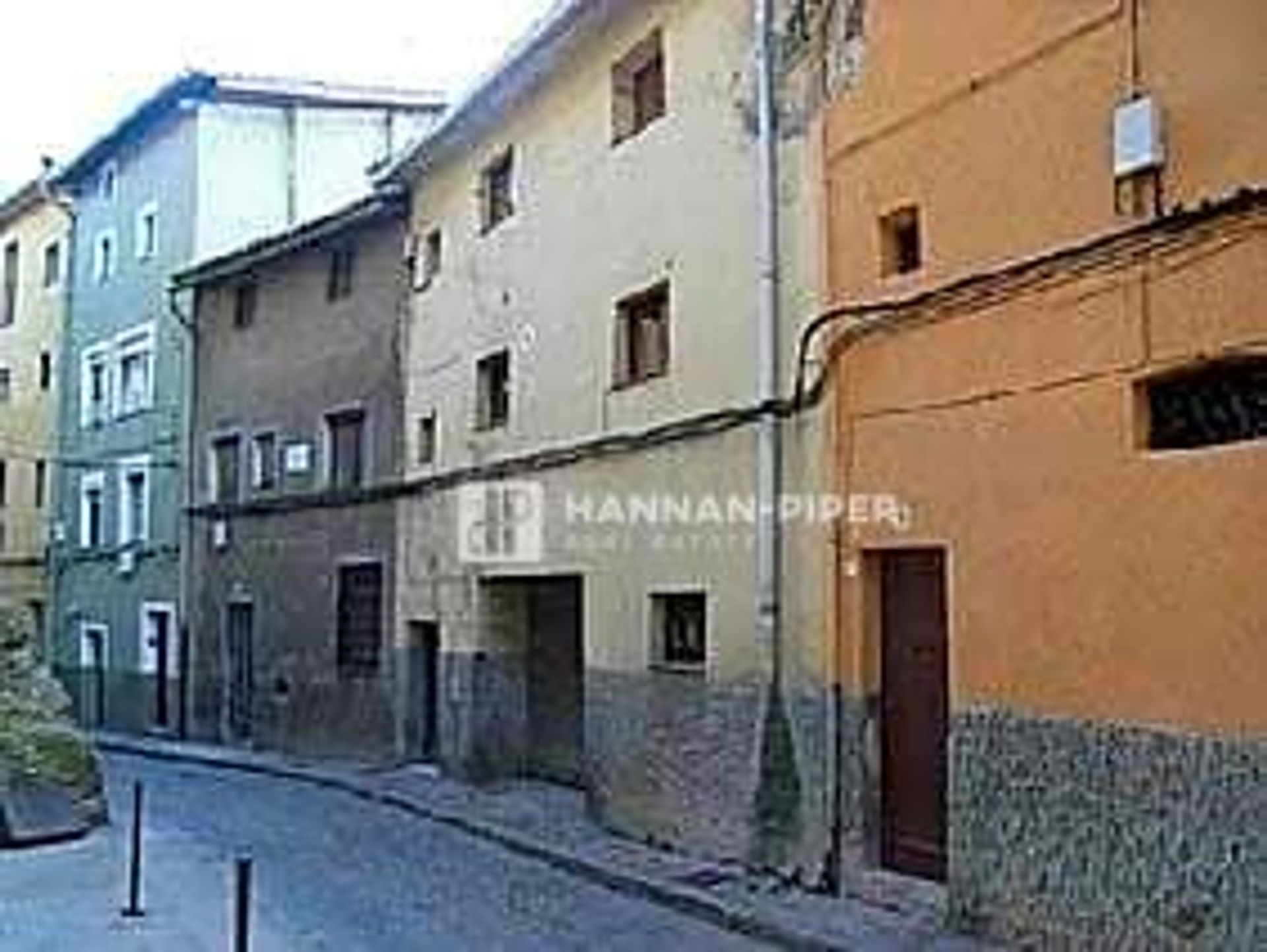 Annen i Berga, Catalonia 11832728