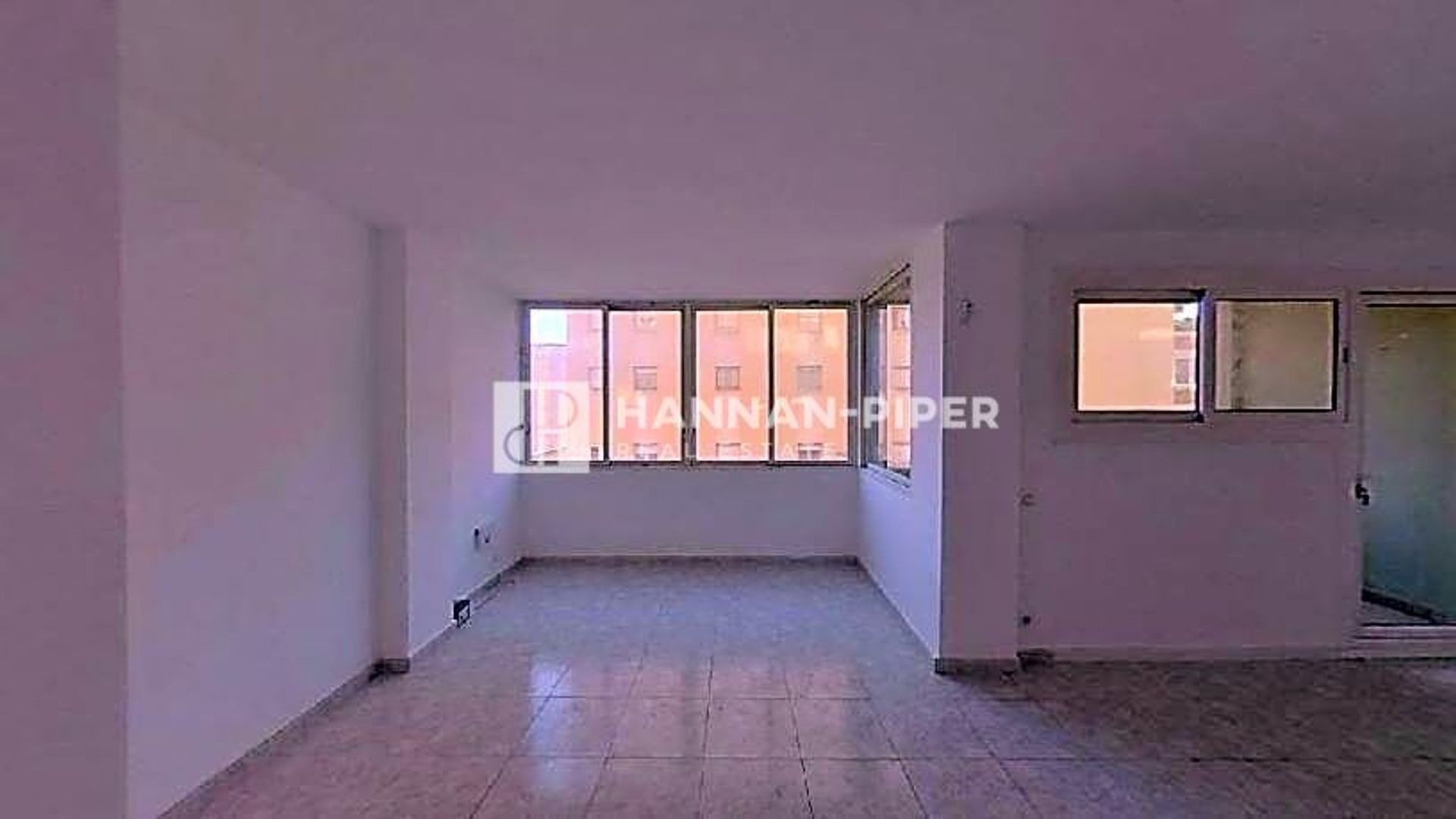 Condominio en Castillo de San Fernando, Cataluña 11832805