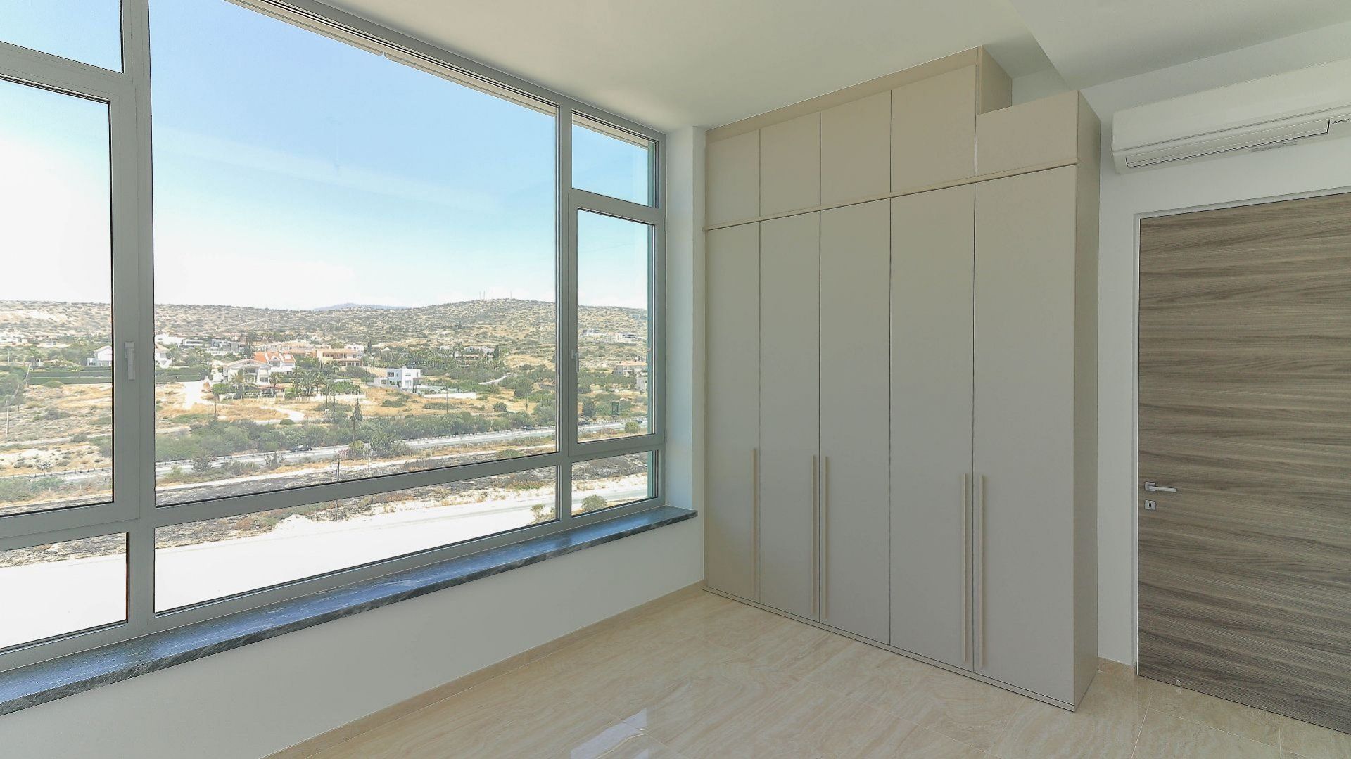 Condominium in Agios Tychon, Limassol 11833112