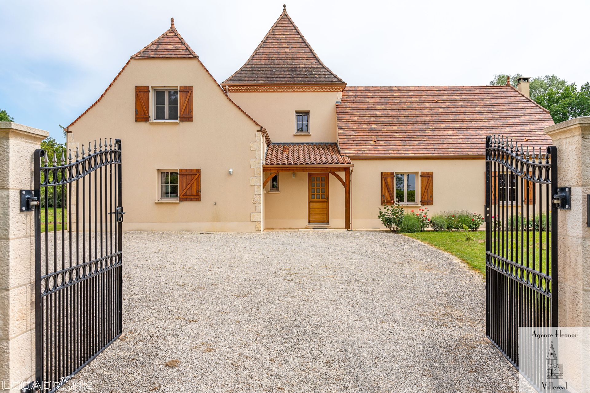 Hus i Villeréal, Nouvelle-Aquitaine 11834880