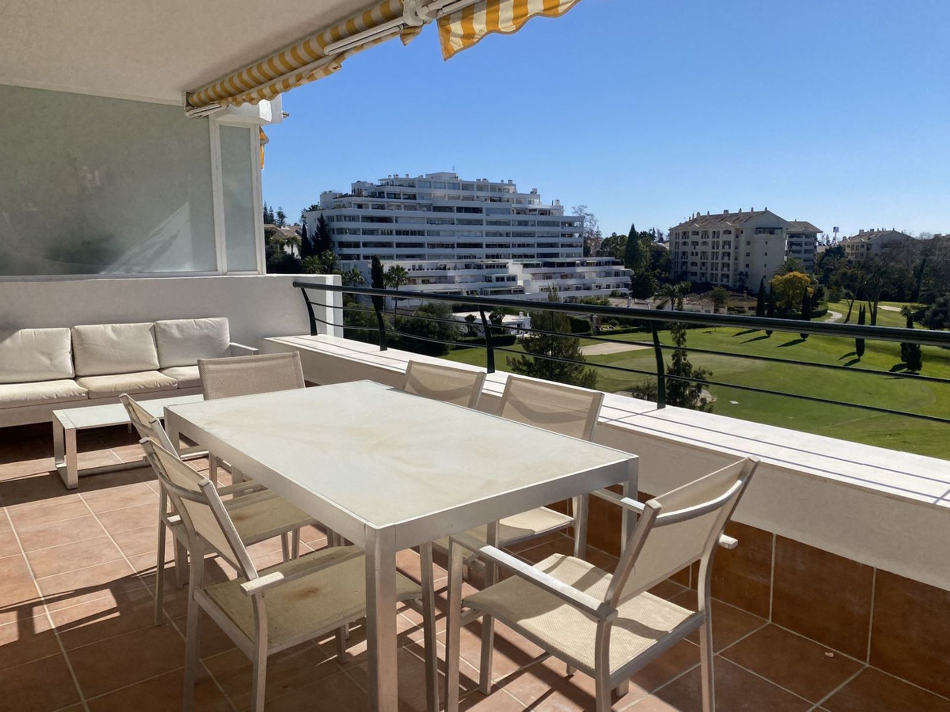 Condominium dans , Andalucía 11834920