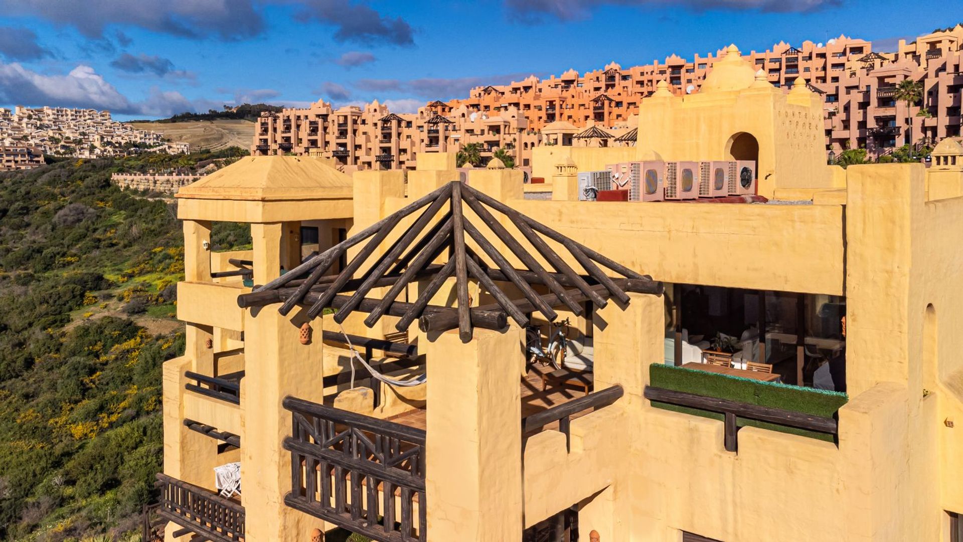 Casa nel Puerto de la Duquesa, Andalusia 11835148