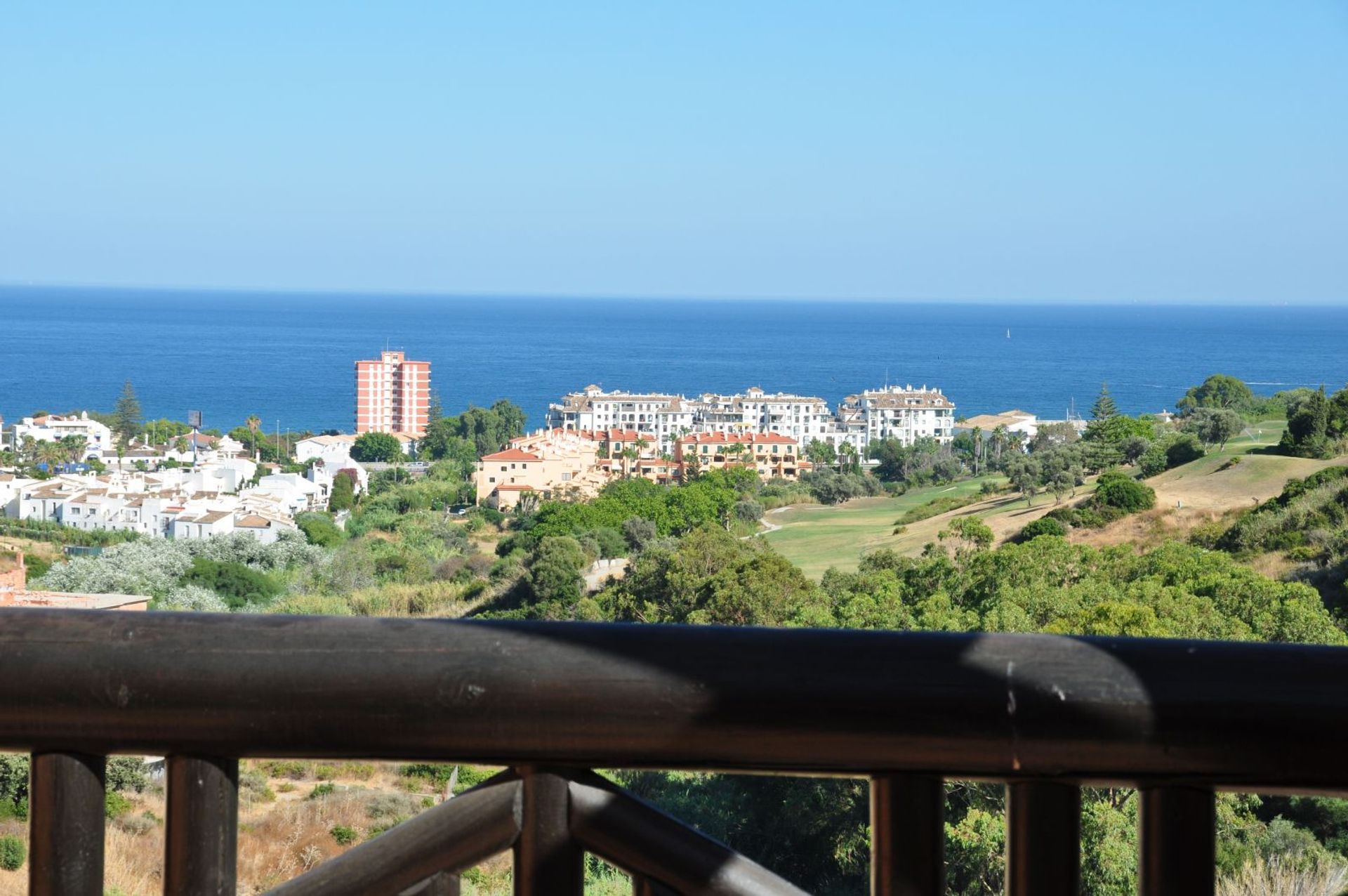 Casa nel Puerto de la Duquesa, Andalusia 11835148