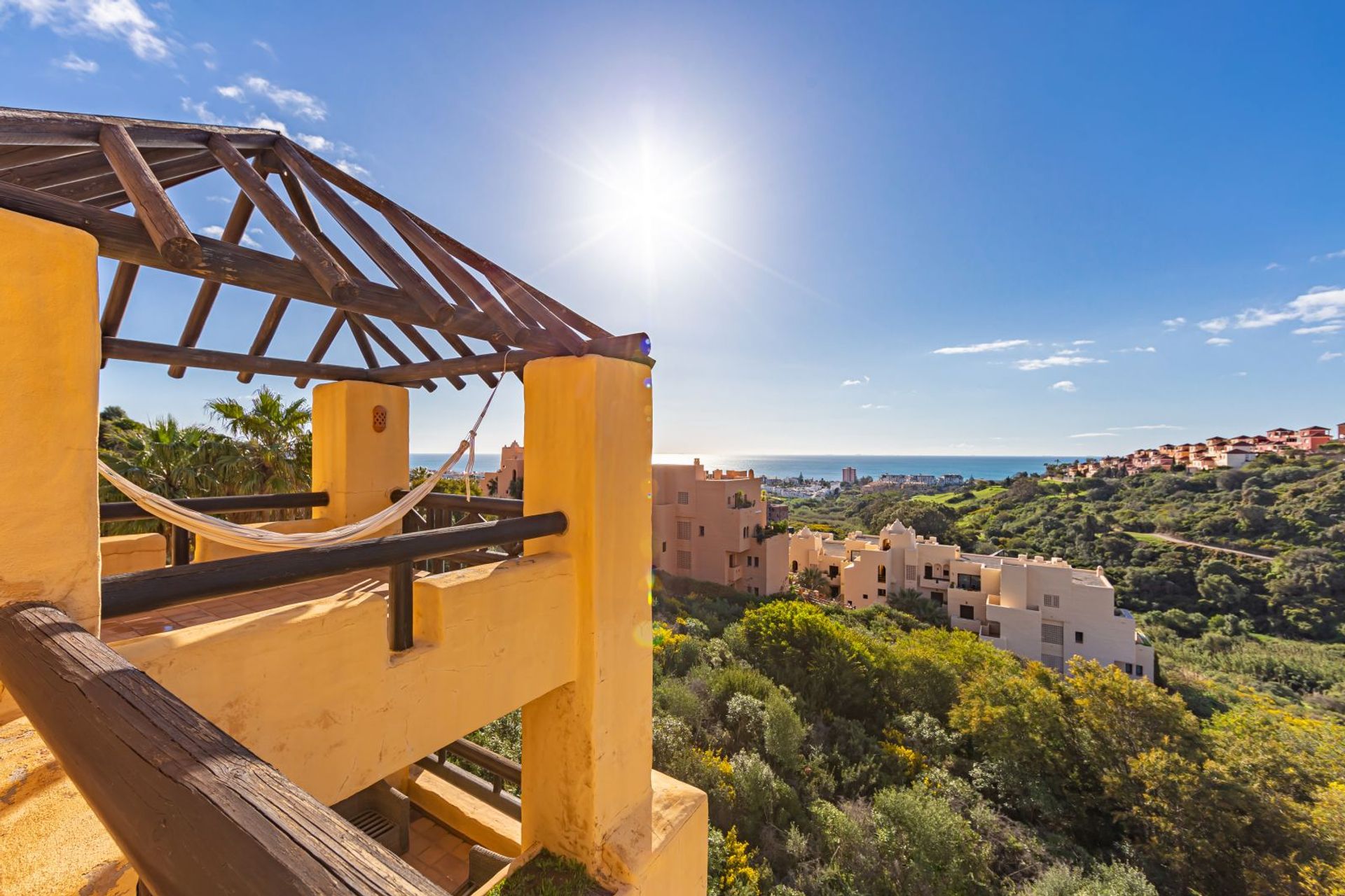 Casa nel Puerto de la Duquesa, Andalusia 11835148