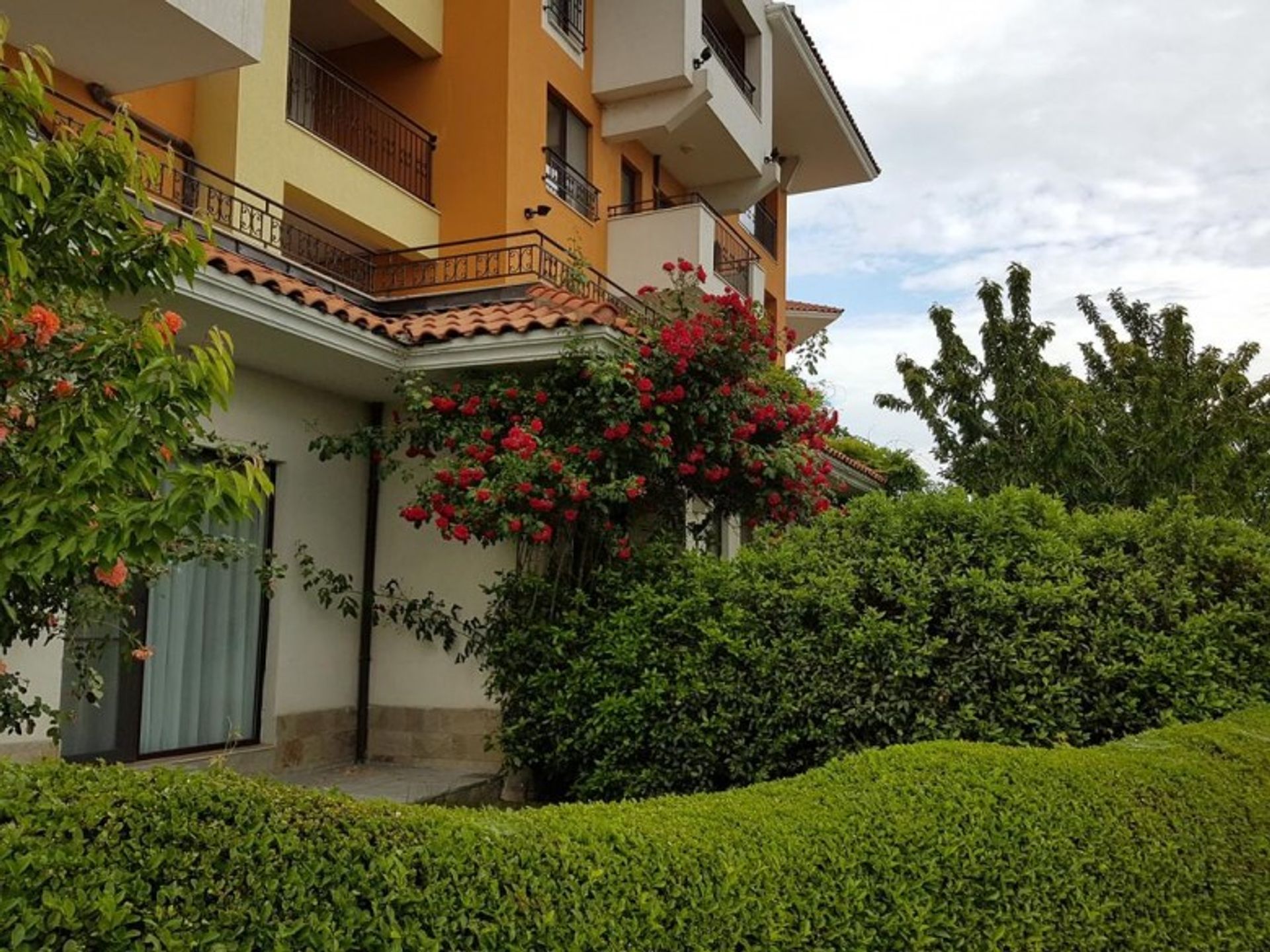 Condominio en Aheloy, Burgas 11837946