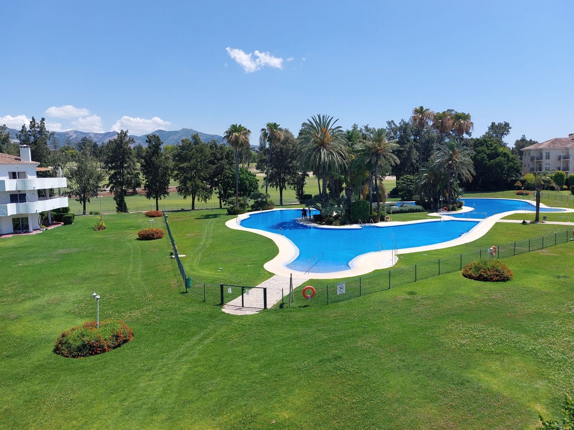 Talo sisään Las Lagunas de Mijas, Andalucía 11838135