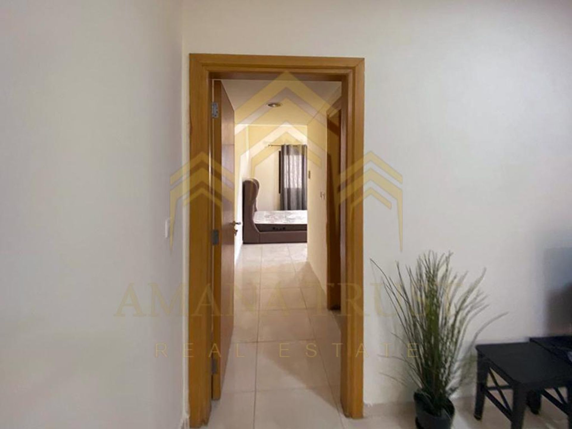 Condominium in Al Khisah, Az Za'ayin 11838919