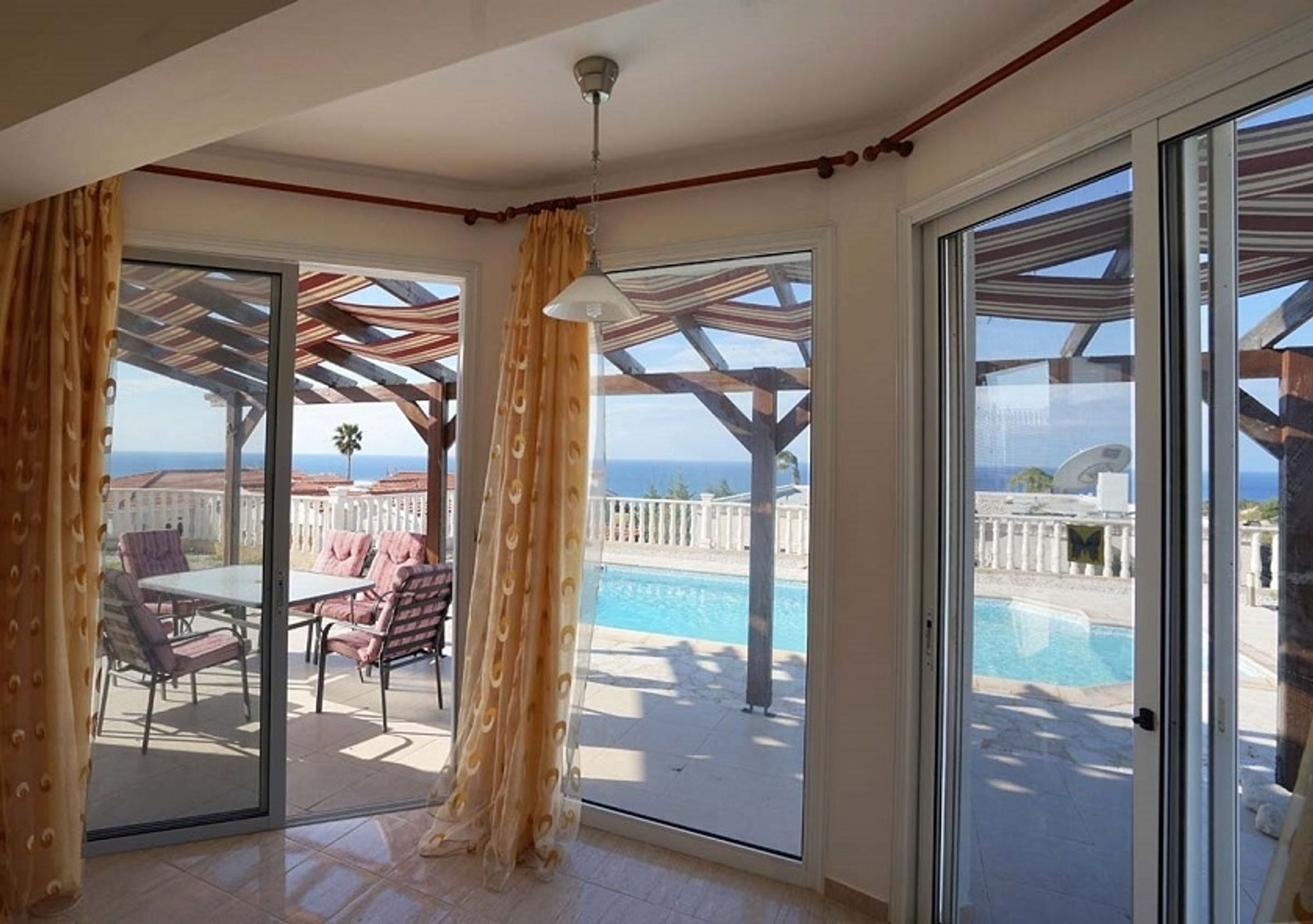 жилой дом в Pissouri, Limassol 11839135