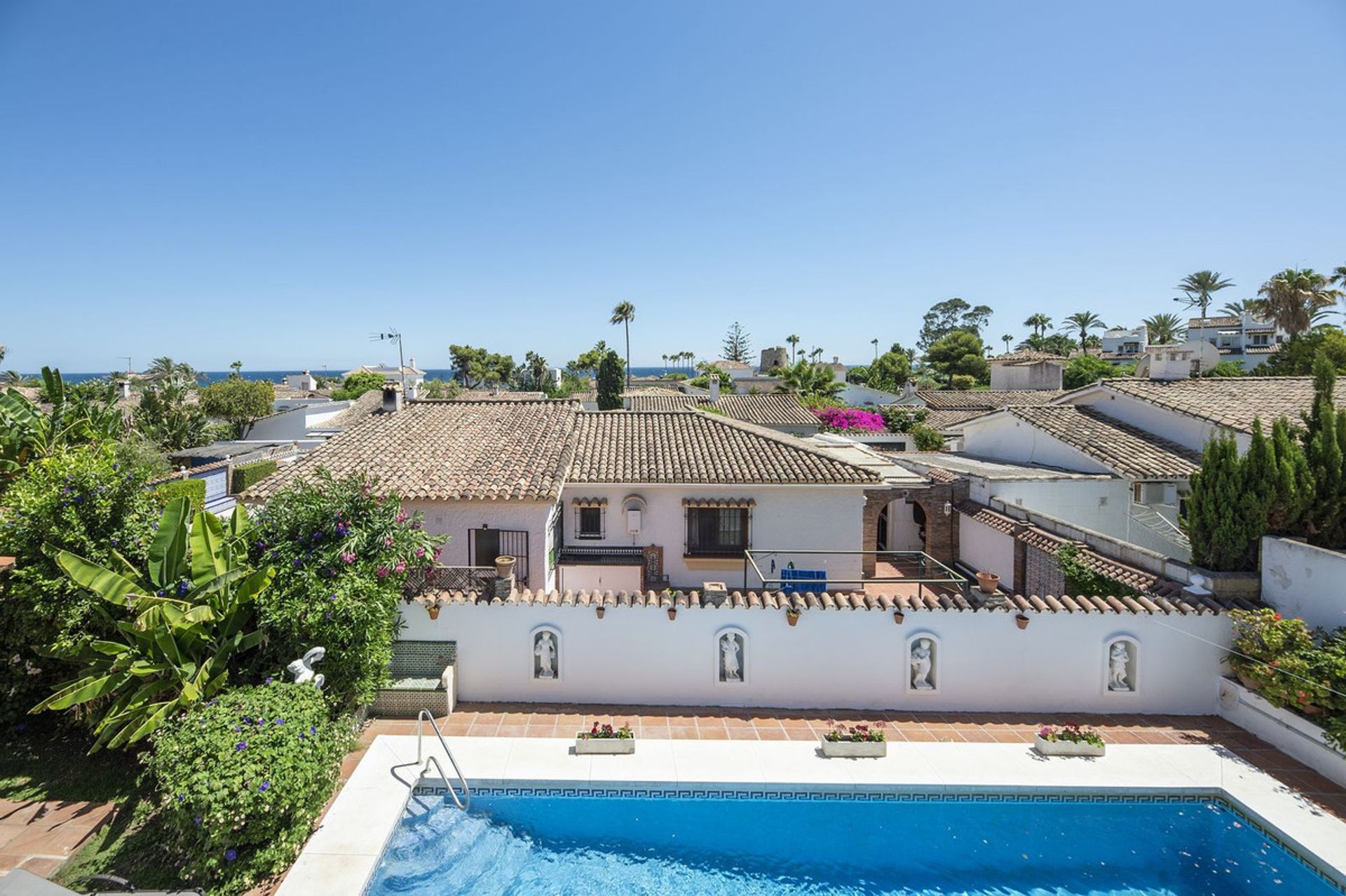 House in Marbella, Andalusia 11839785