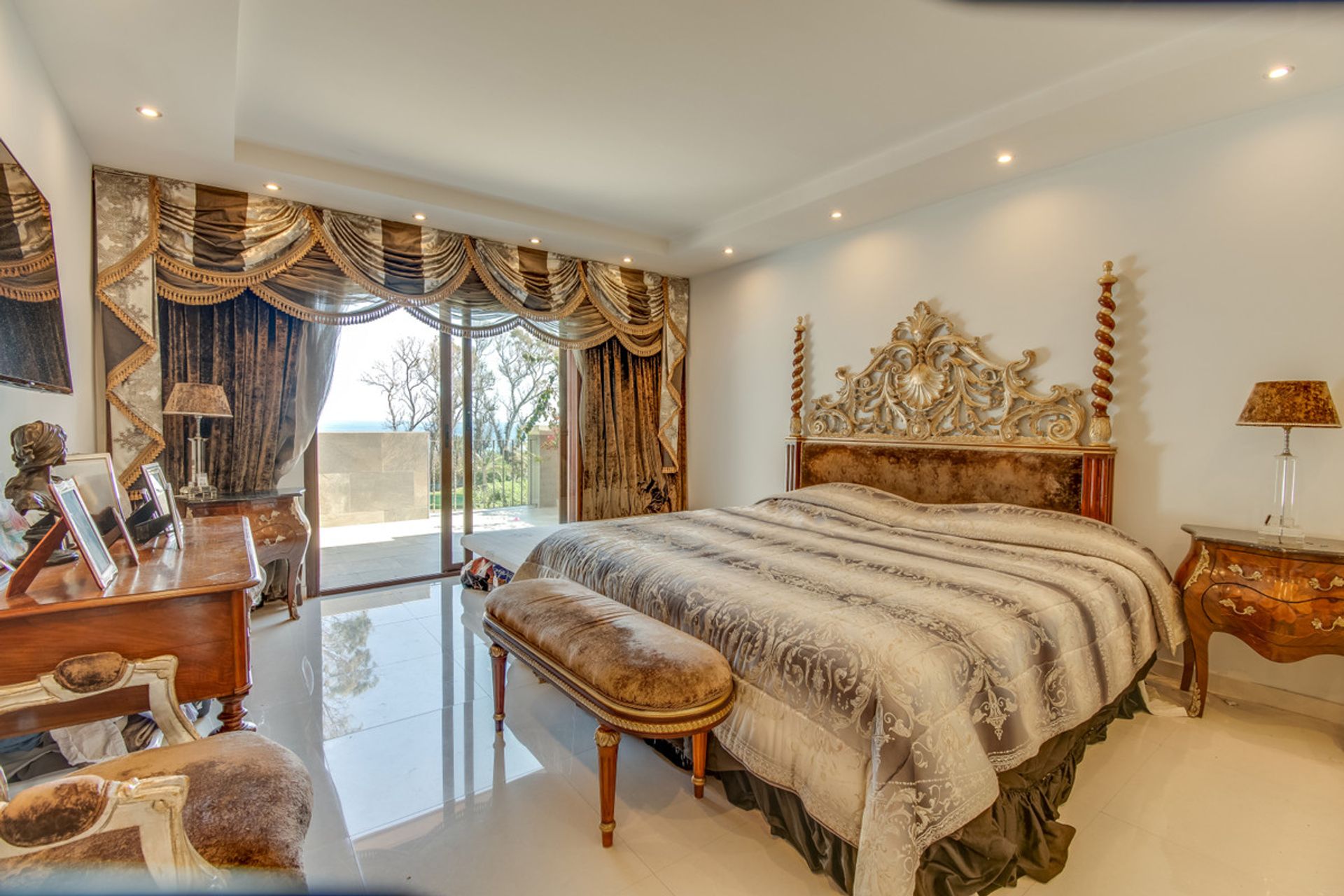 Haus im Marbella, Andalucía 11840887