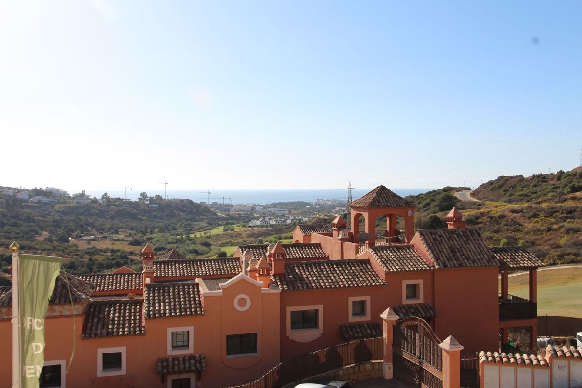 Condominium in Estepona, Andalusia 11840950