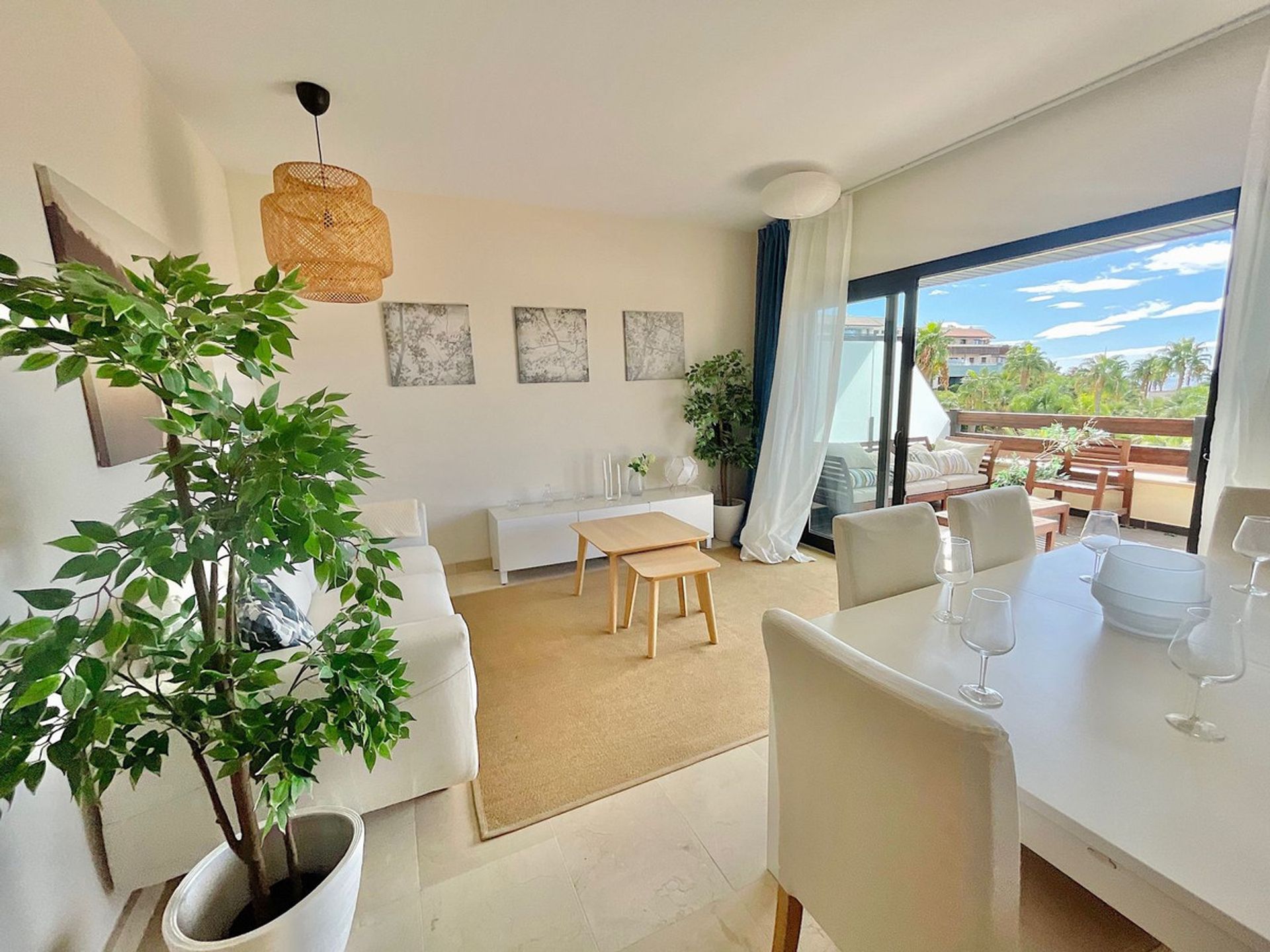 Condominium dans Benahavís, Andalousie 11841169