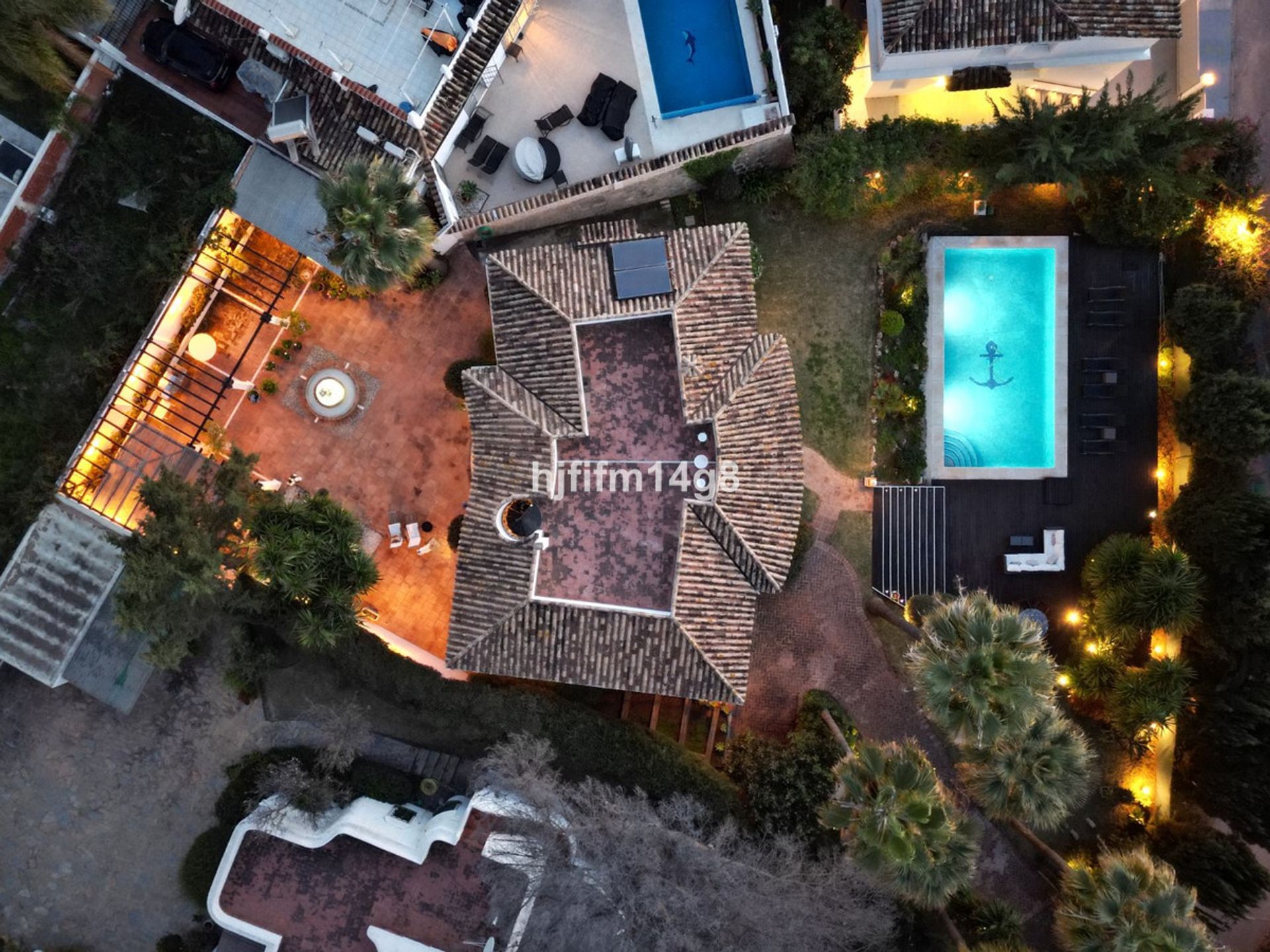 House in Marbella, Andalusia 11841276