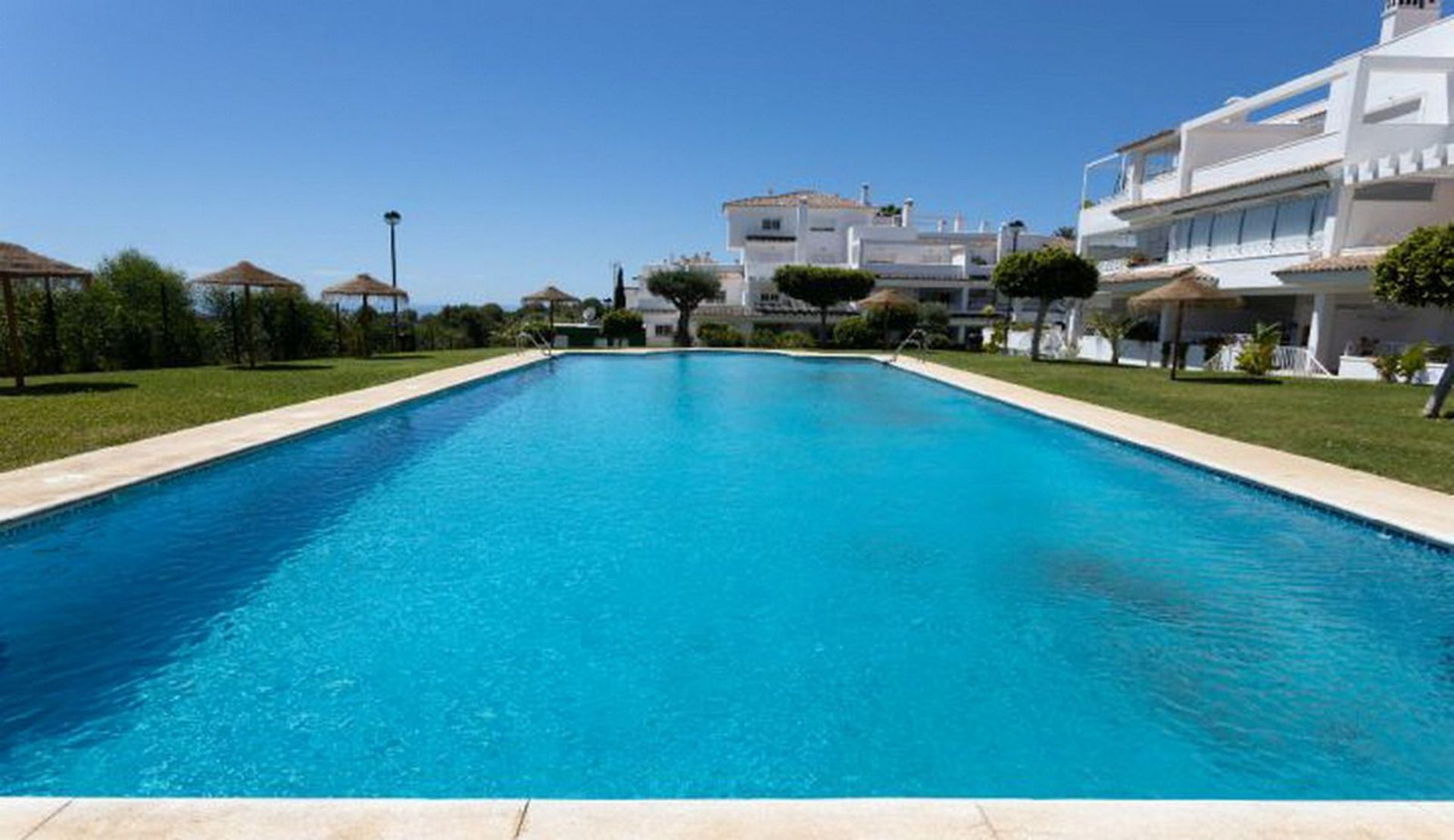 Condominium dans Ojén, Andalucía 11841340