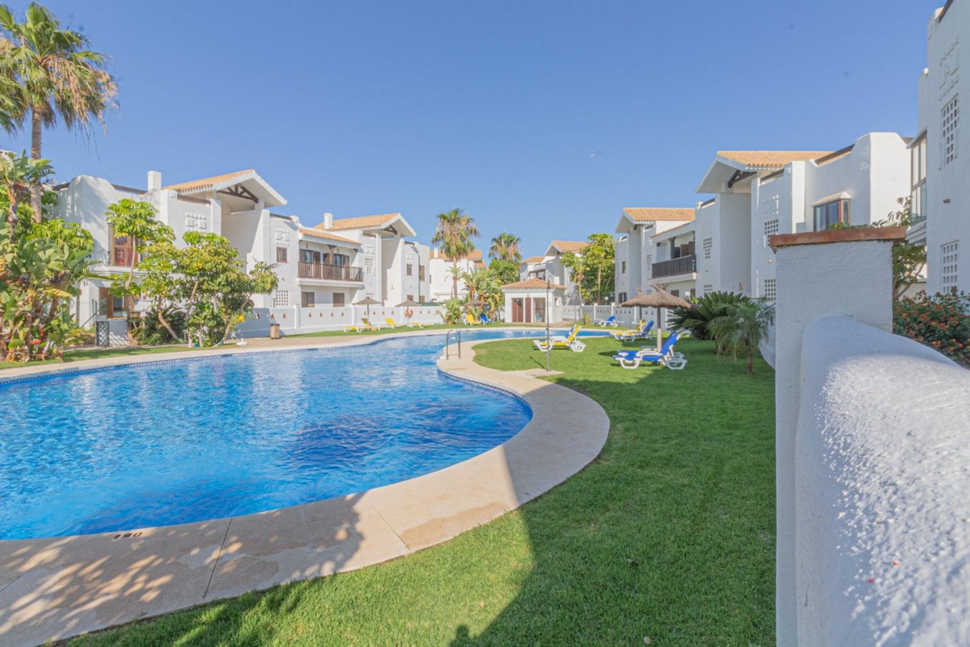 Condominio en La Alcaidesa, Andalusia 11843847