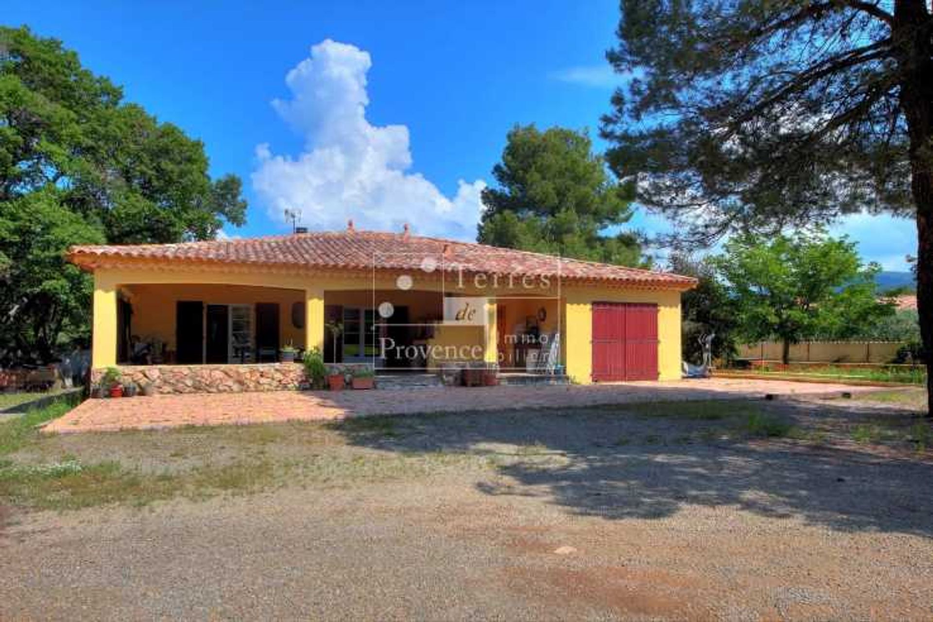 Haus im Aups, Provence-Alpes-Côte d'Azur 11843898