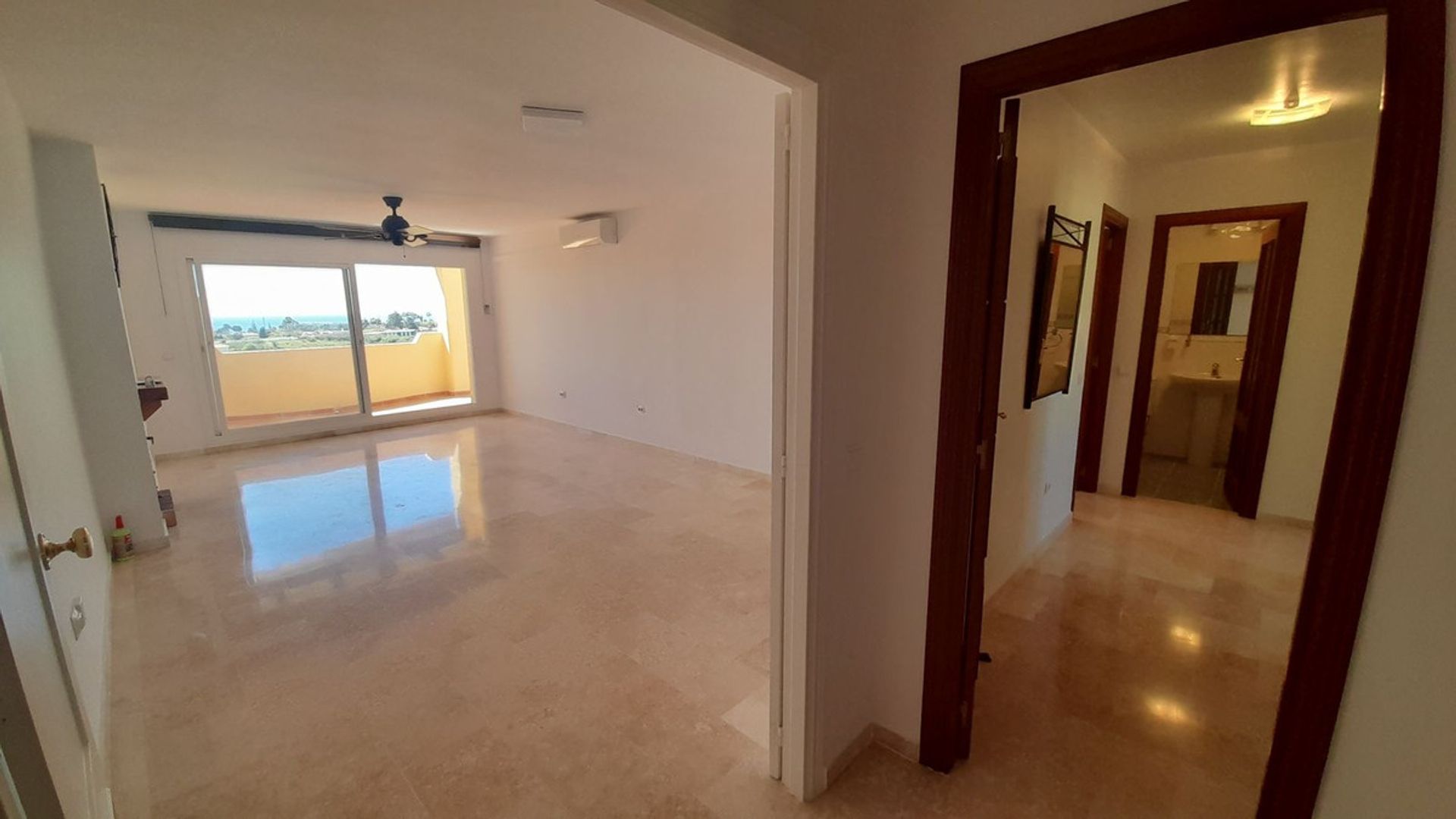 Condominio en San Pedro de Alcántara, Andalucía 11846361