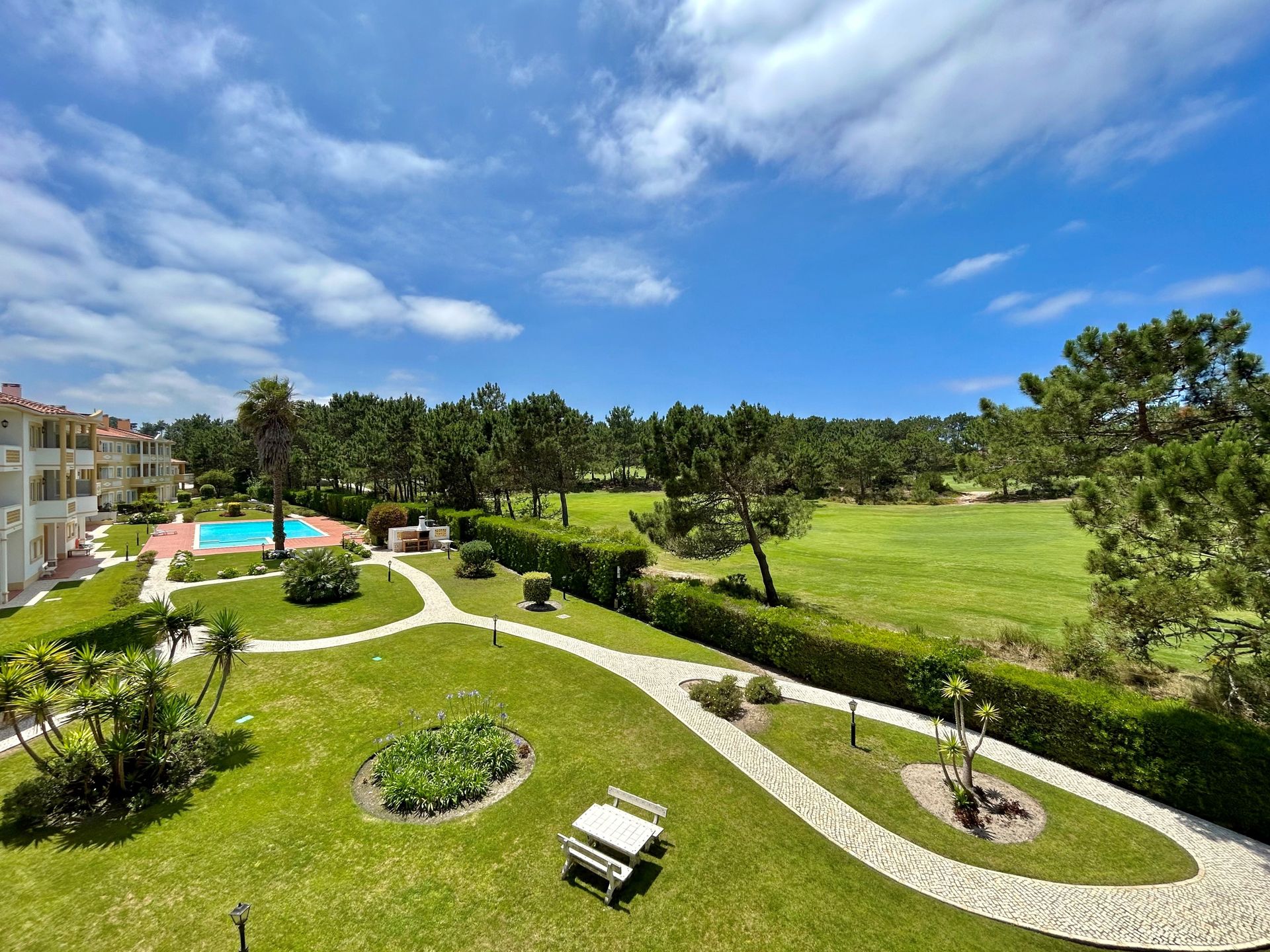 Condominium in Vale de Janelas, Leiria 11846446