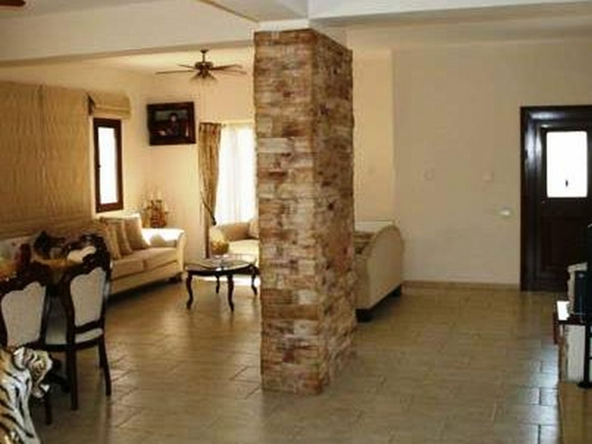 rumah dalam Troulloi, Larnaca 11847485